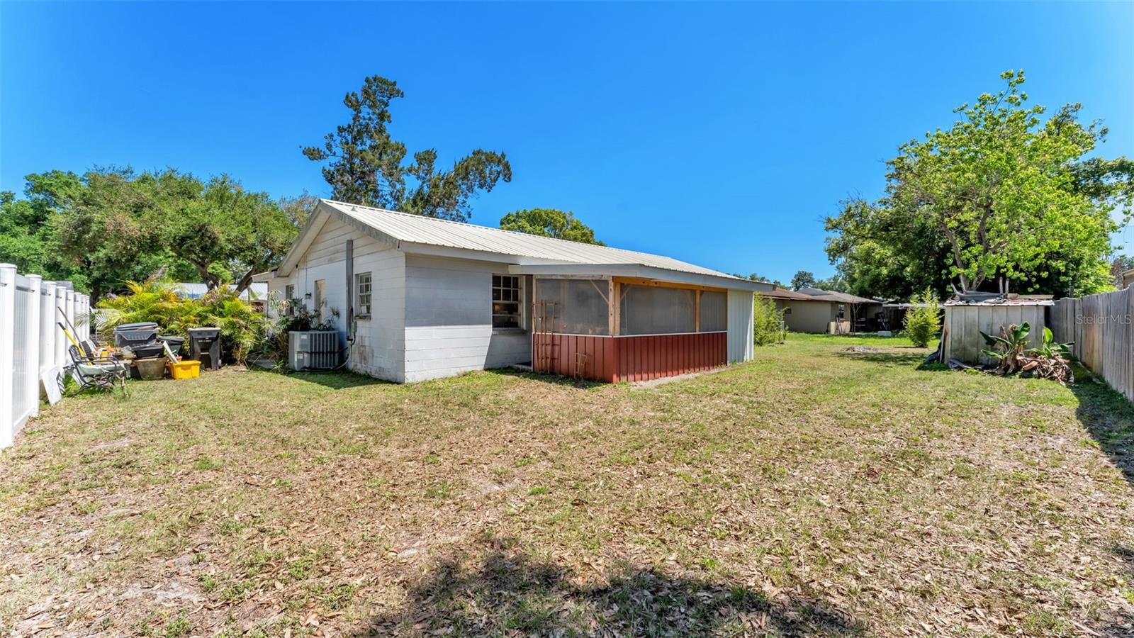 PINESTHE - Residential