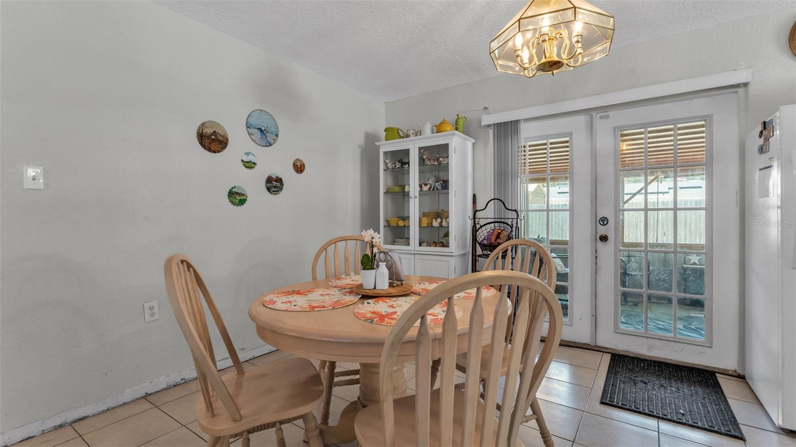 PINESTHE - Residential