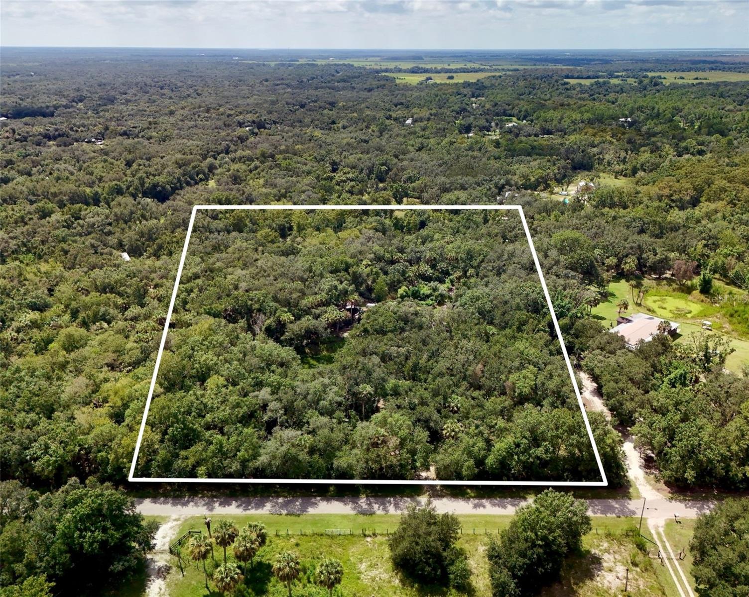 8671 SW OPOSSUM TRAIL