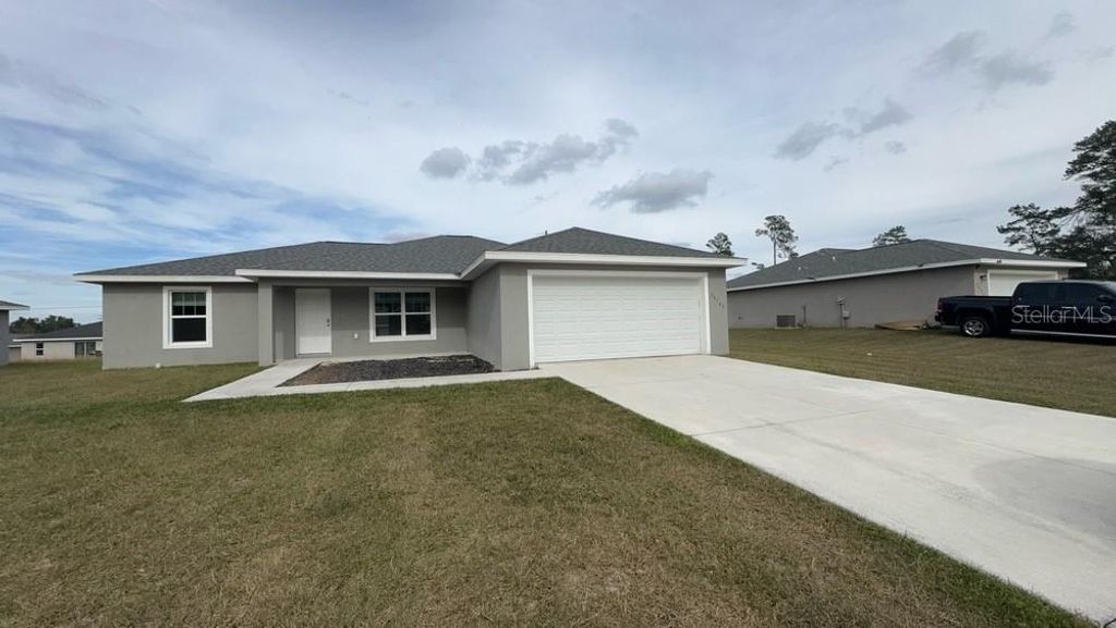 Photo of 16767 SW 21st Terrace Road, Ocala, FL 34473 (MLS # OM714198)
