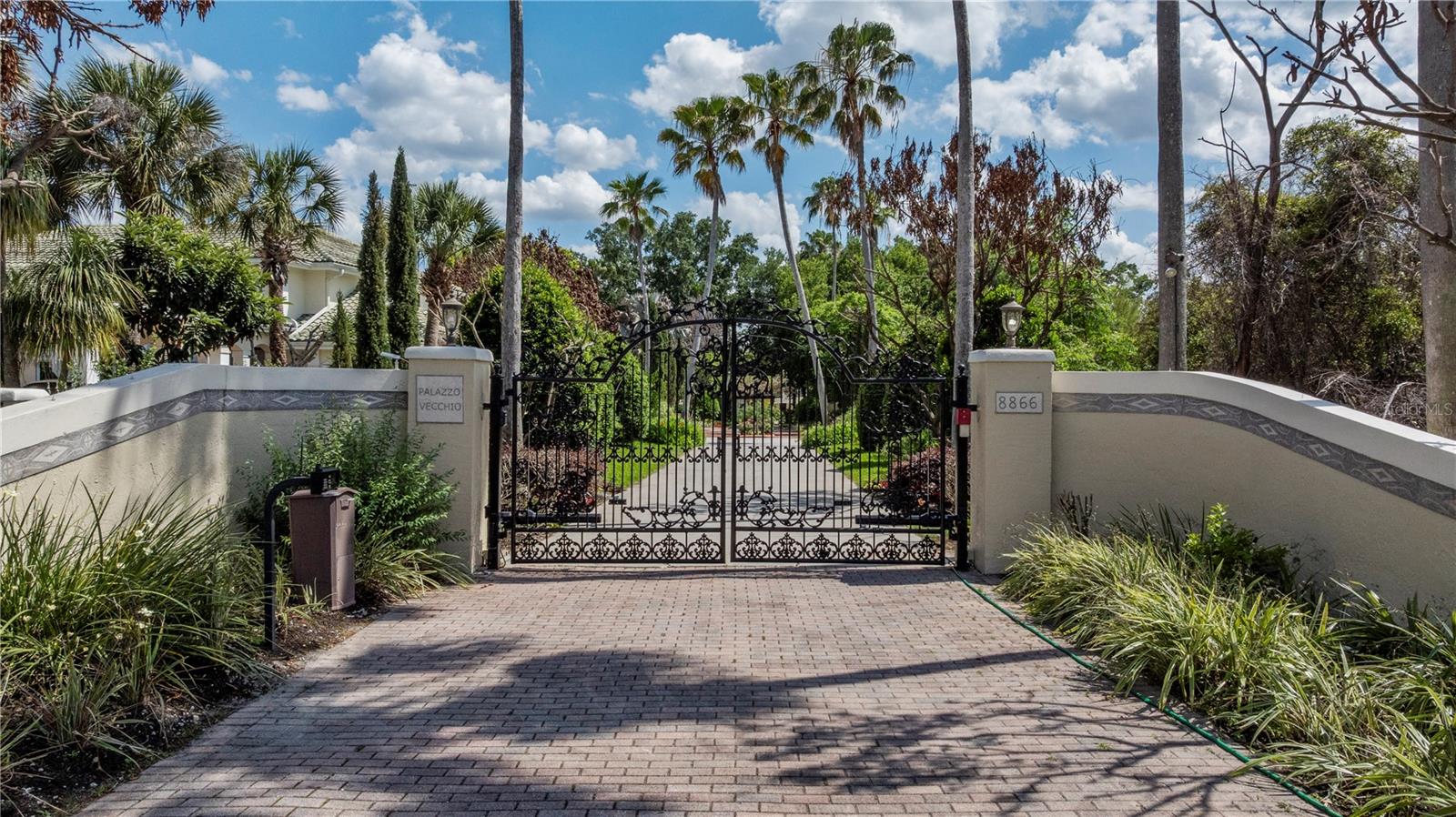 8866 DARLENE DRIVE