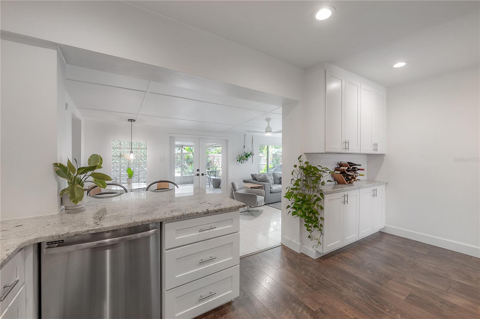 FAIRLAWN ESTATES - Residential