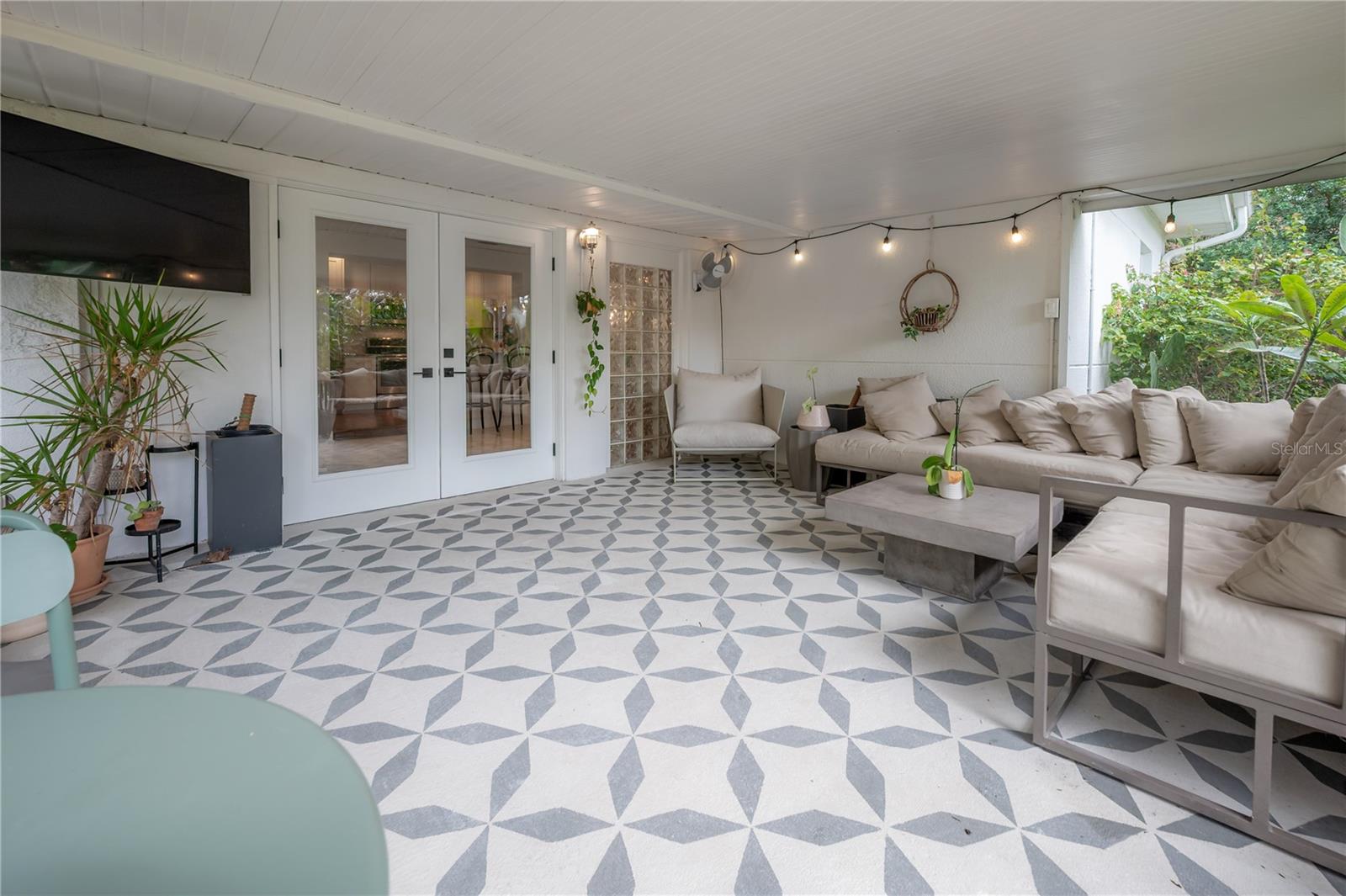 FAIRLAWN ESTATES - Residential