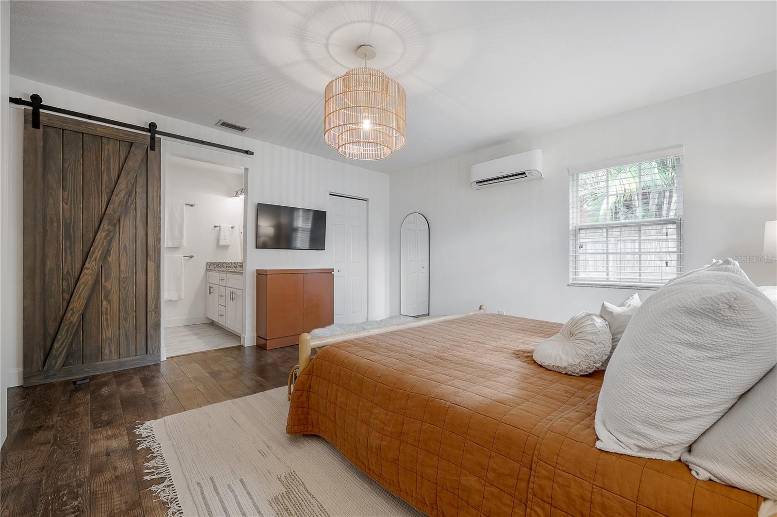 FAIRLAWN ESTATES - Residential