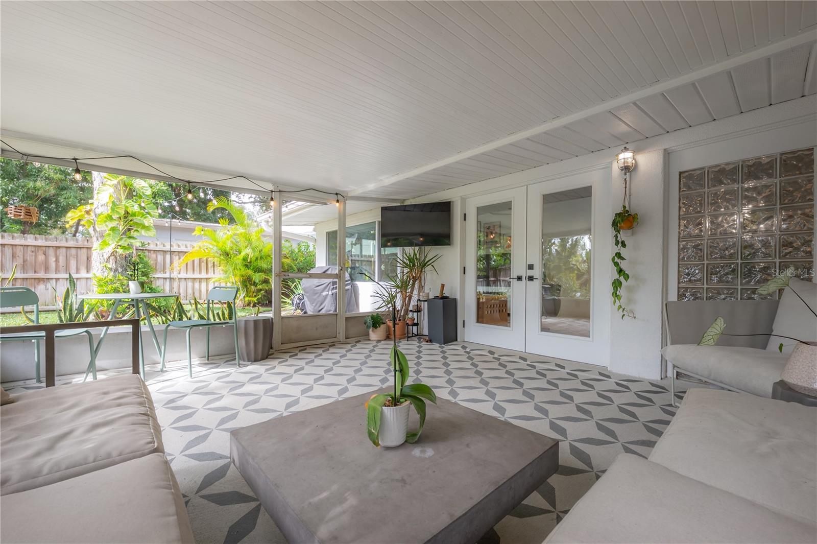 FAIRLAWN ESTATES - Residential