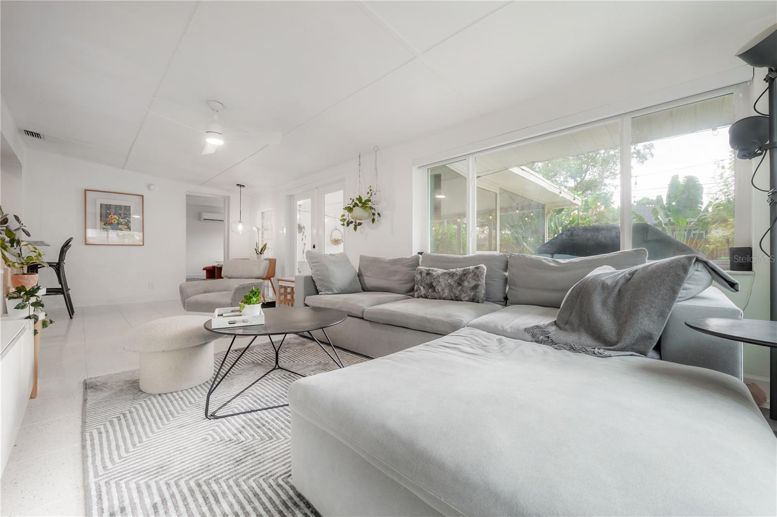 FAIRLAWN ESTATES - Residential