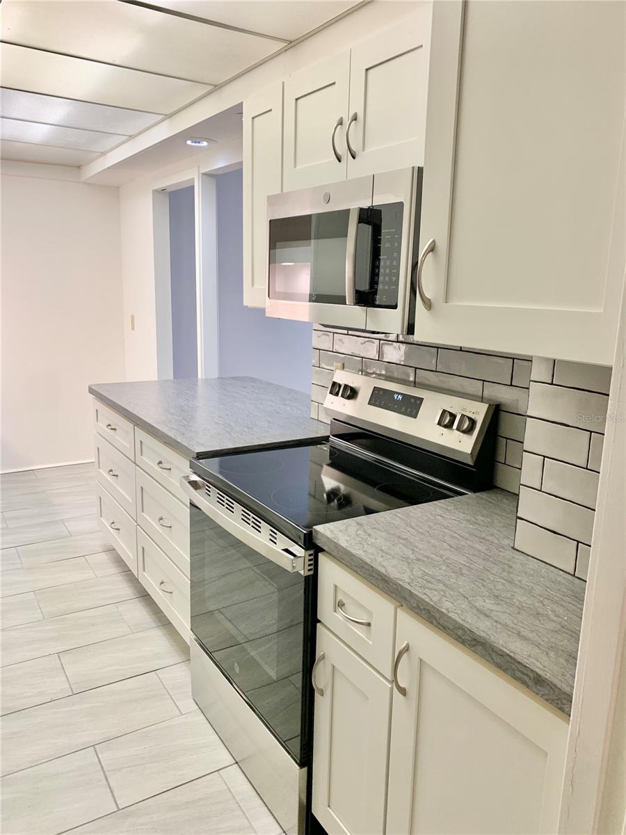 1719 NW 23RD AVENUE PH-A