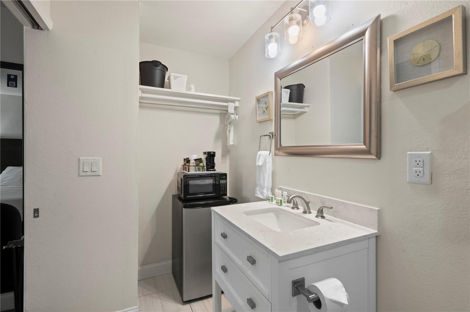 SARASOTA CAY CLUB CONDO - Residential