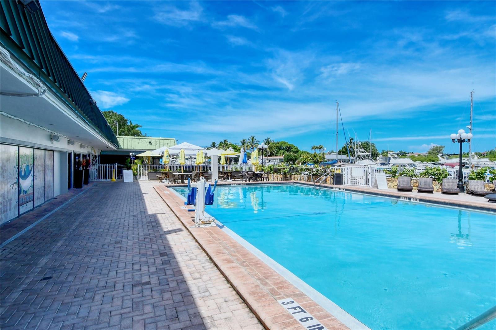 SARASOTA CAY CLUB CONDO - Residential