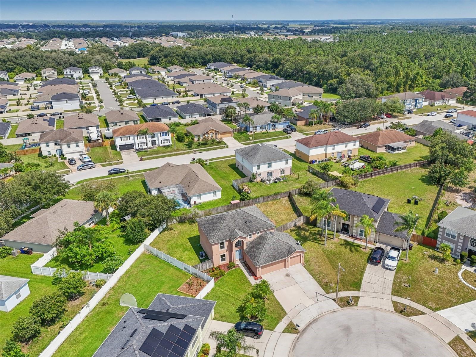 ASHTON PARK - Residential