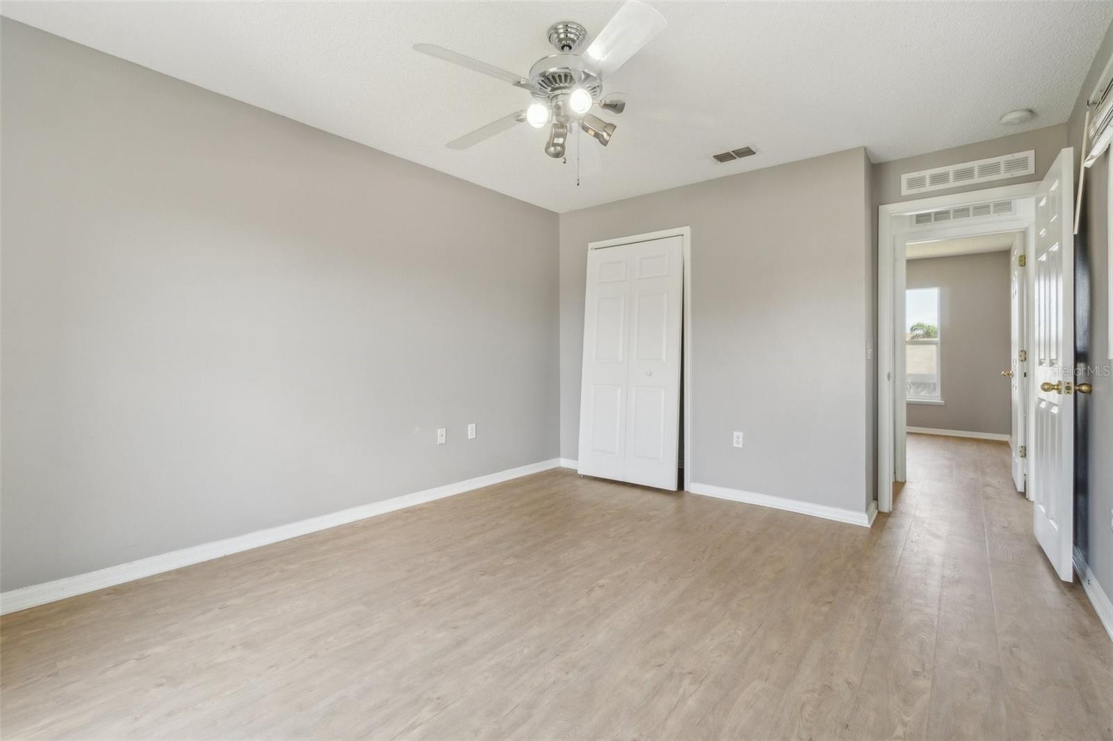 ASHTON PARK - Residential