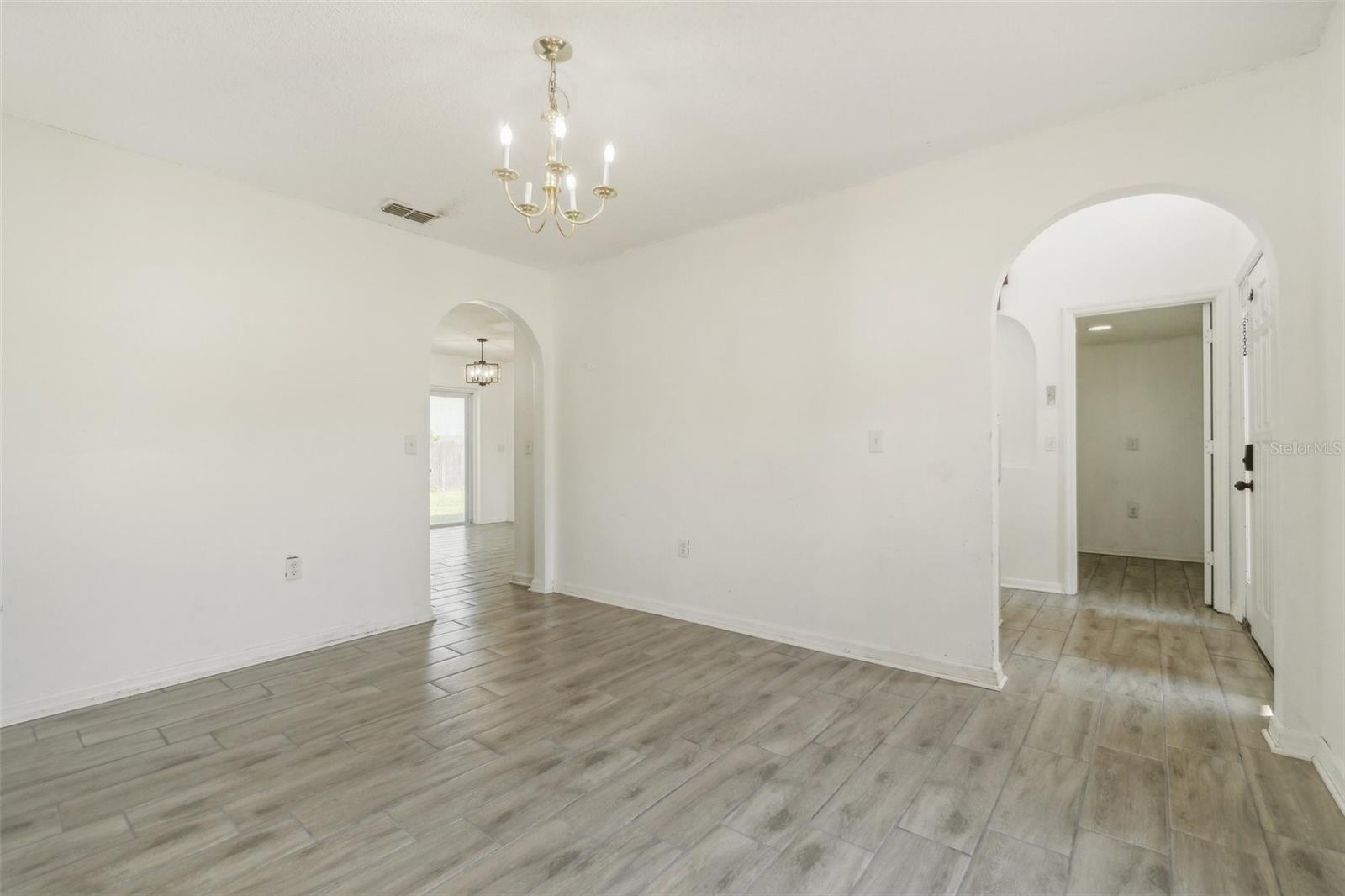 ASHTON PARK - Residential