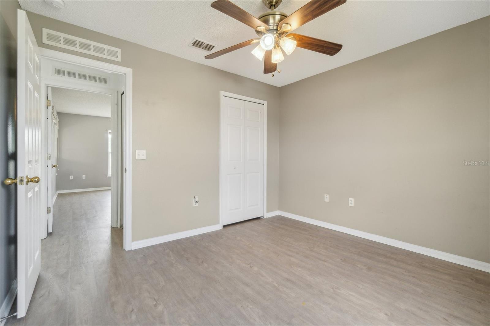 ASHTON PARK - Residential