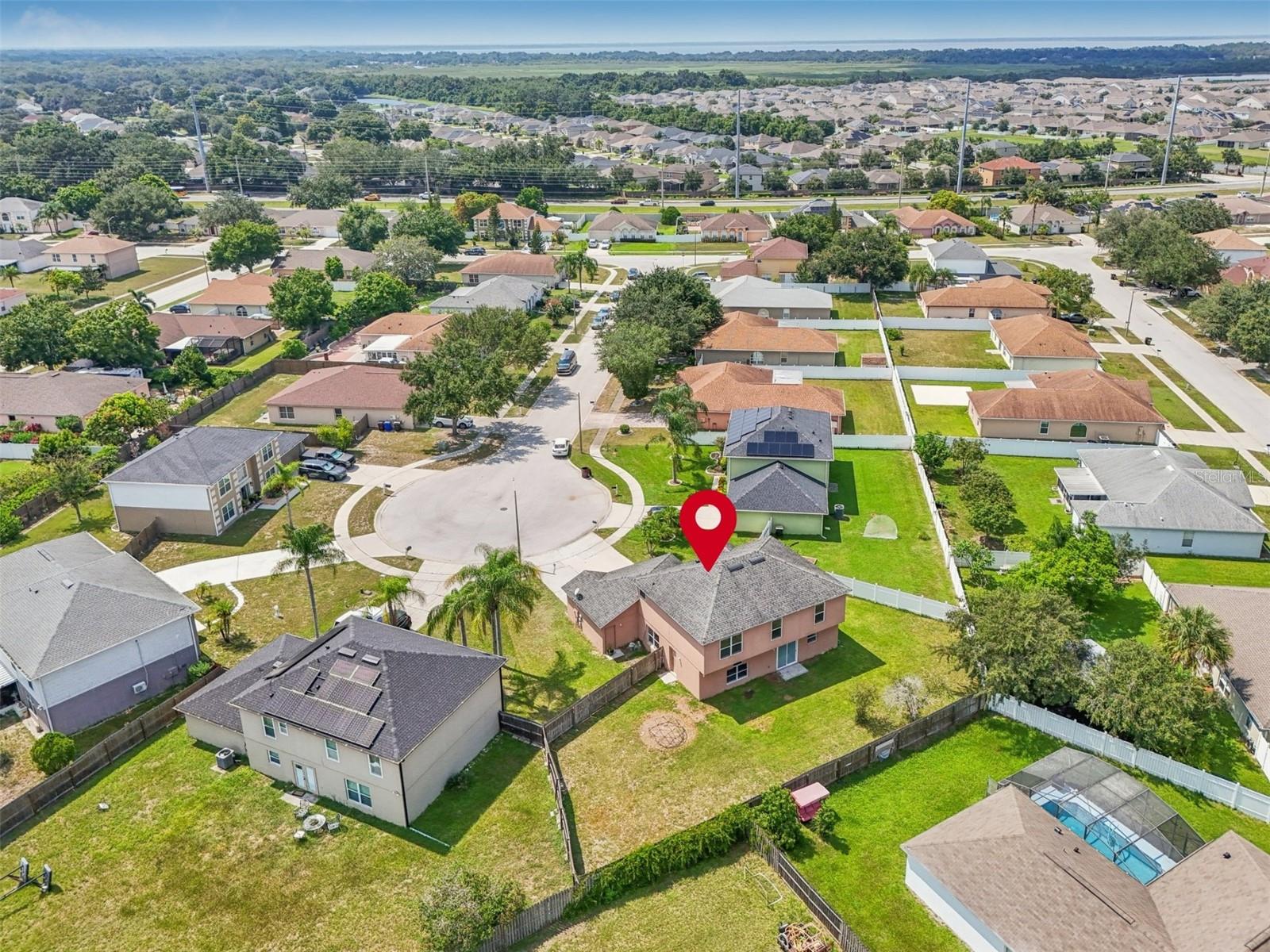 ASHTON PARK - Residential