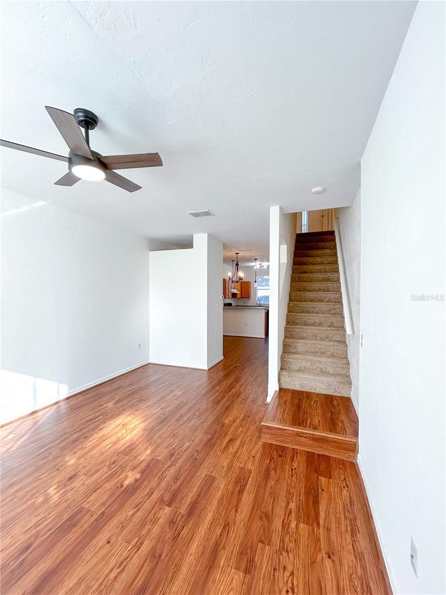 VICTORIA STATION - Residential Lease