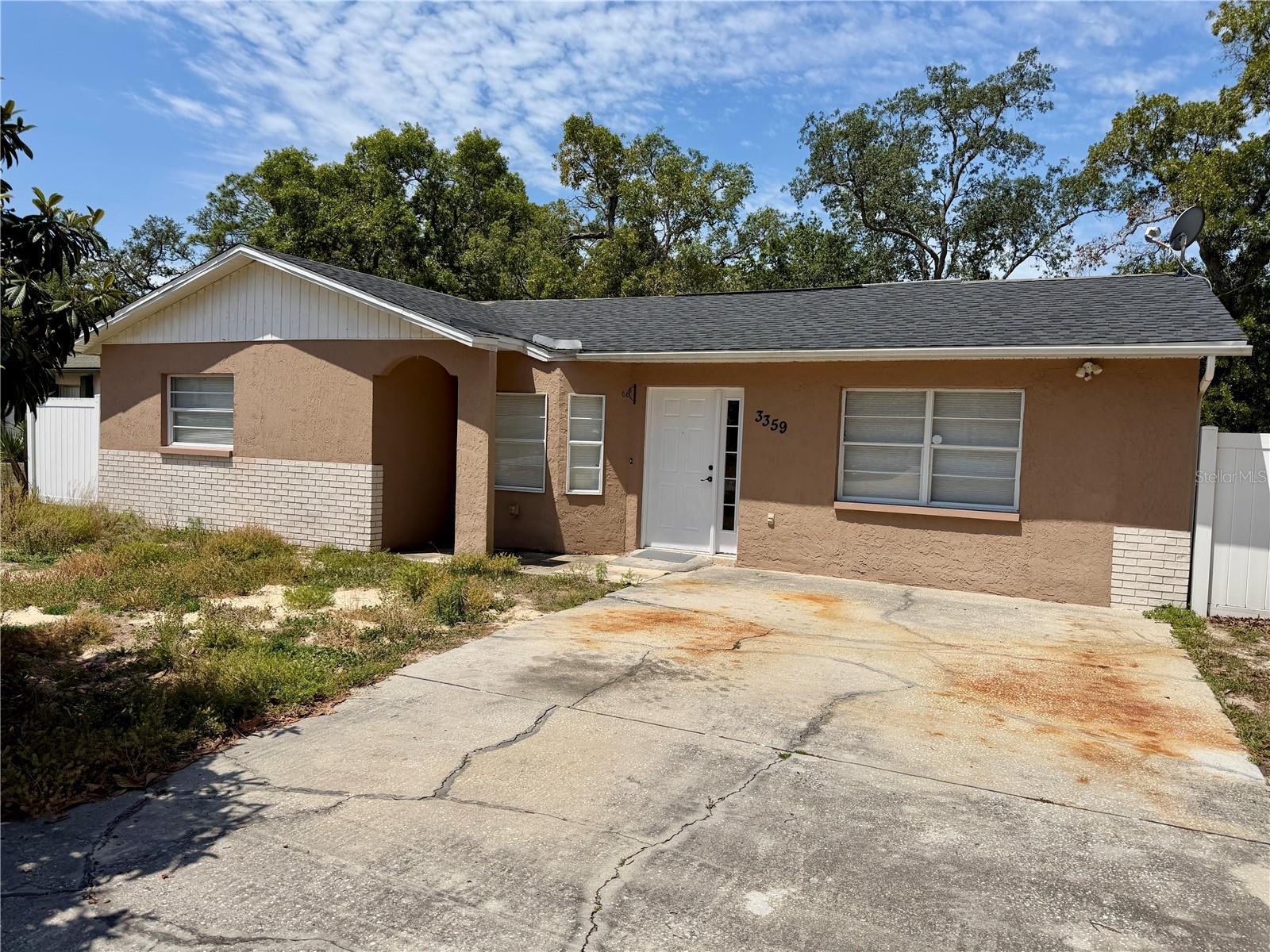 SPRING HILL UNIT 21 - Residential Lease