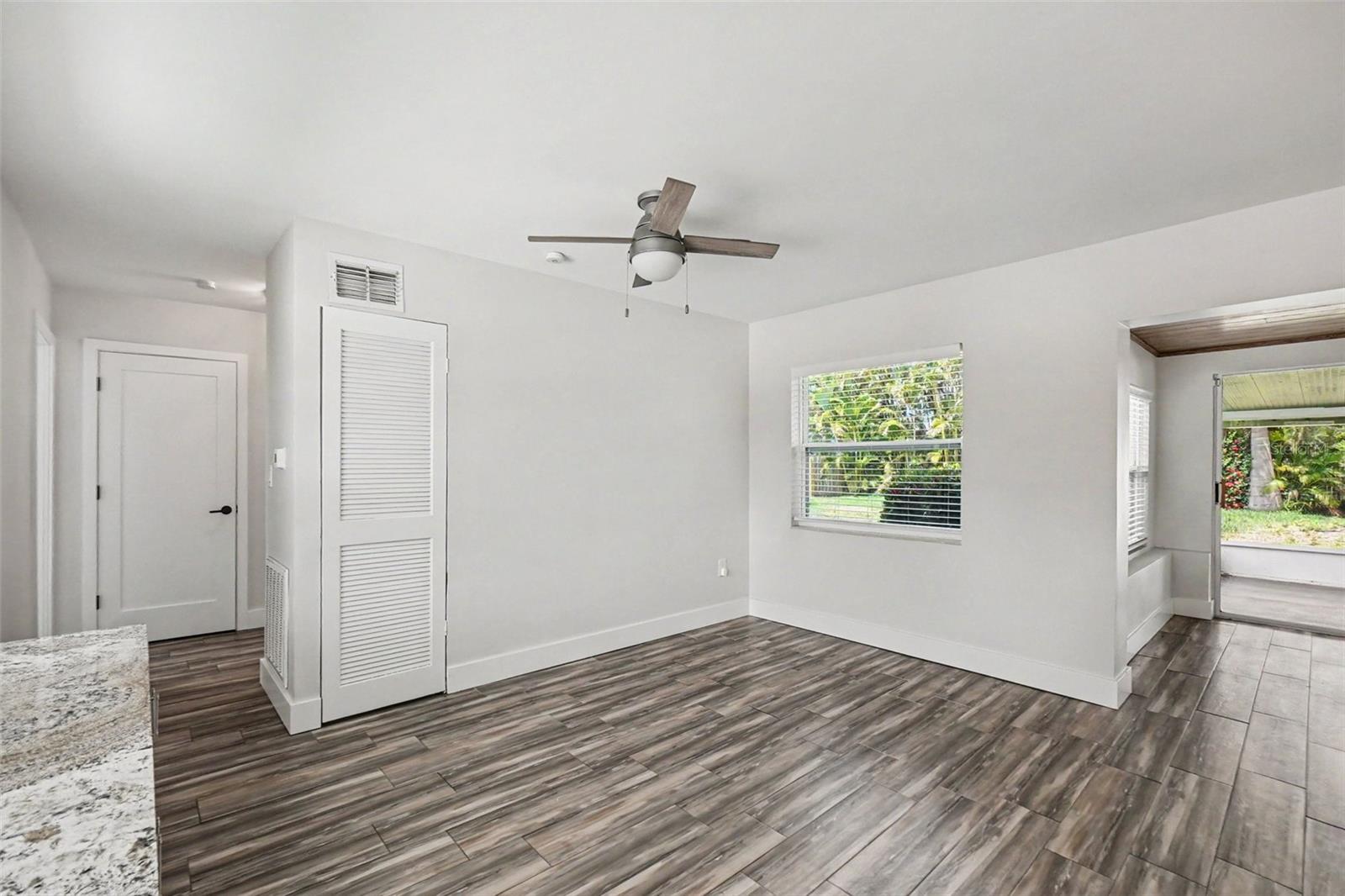 2009 TARPON ROAD, PALMETTO, FL, 34221 1 2009 TARPON ROAD