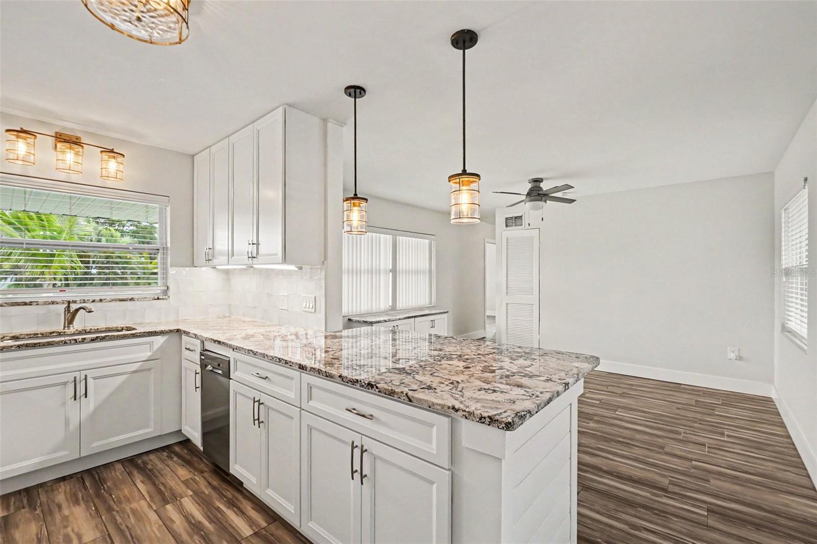 2009 TARPON ROAD, PALMETTO, FL, 34221 4 2009 TARPON ROAD