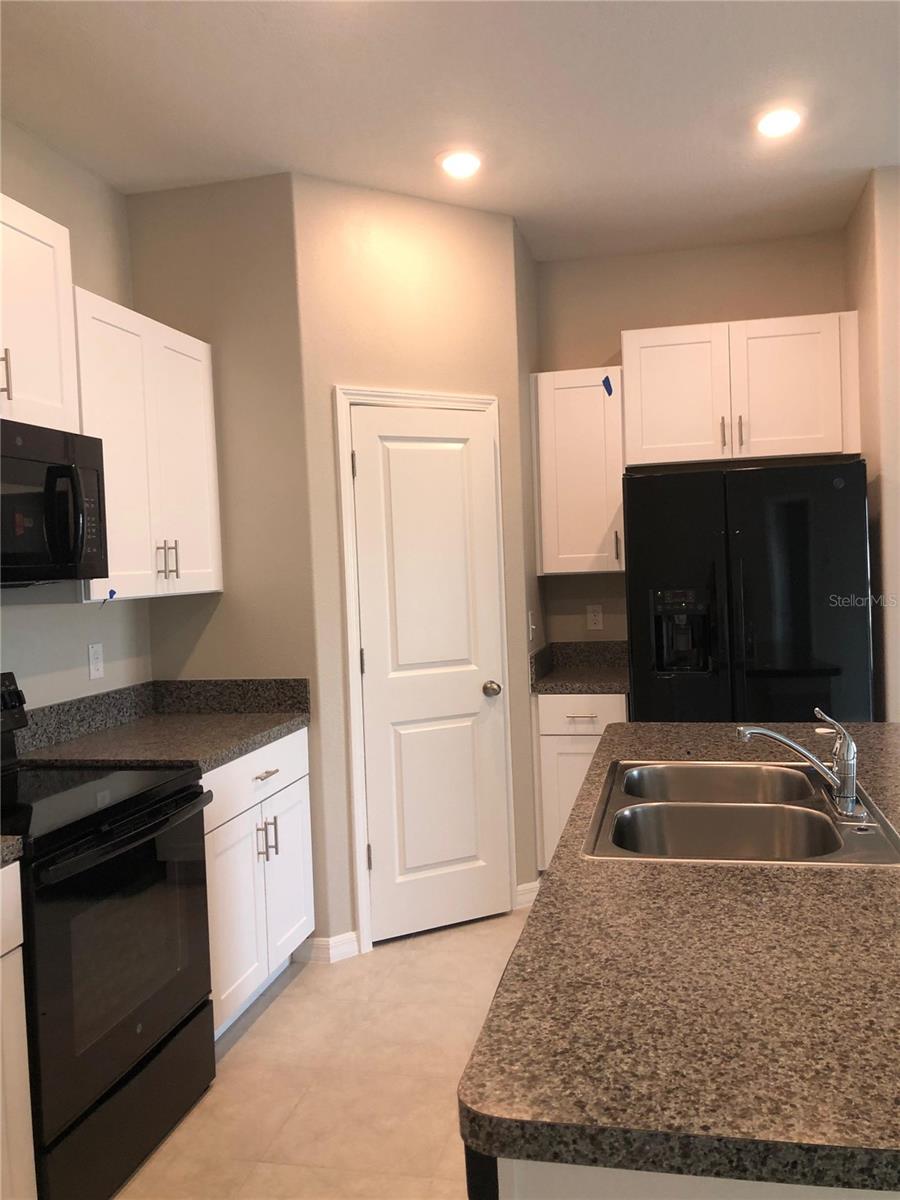 COPPERSPRING PH 1 - Residential Lease