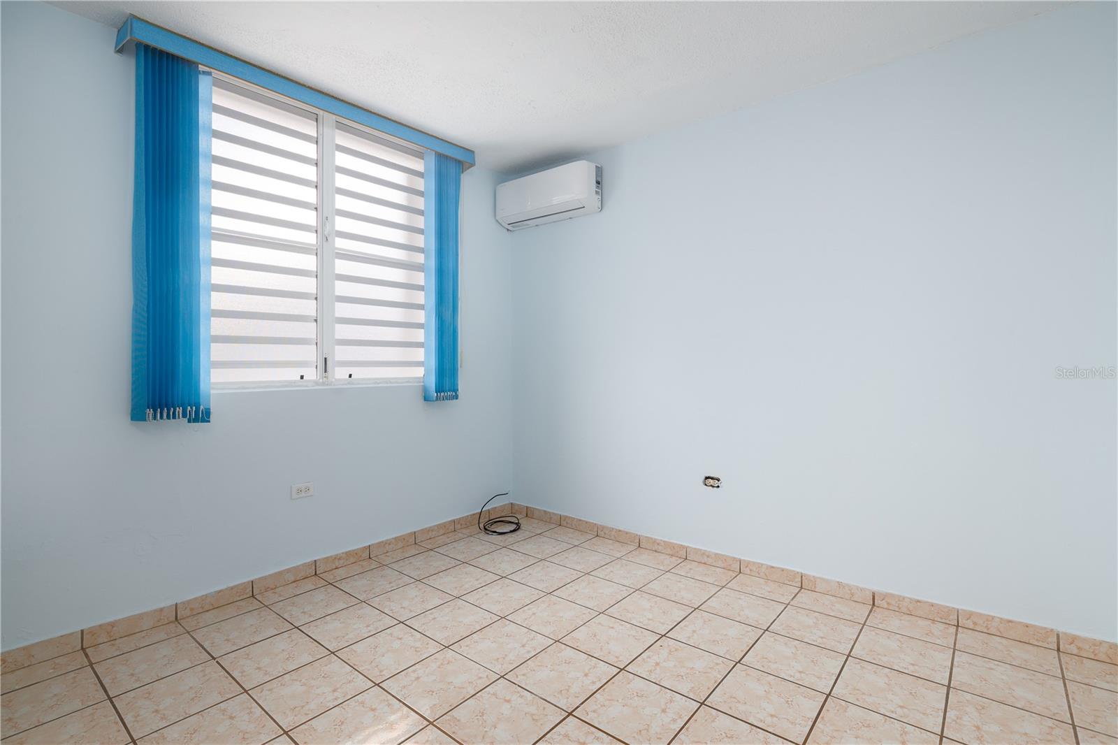 MANSIONES DE VILLA CAROLINA - Residential