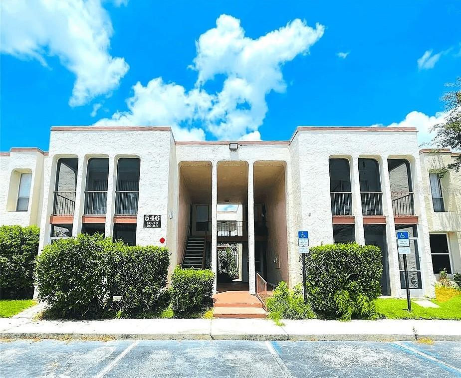 Beautifully remodeled first-floor condo for rent. This condo features porcelain tile throughout, newer electric panel (2023), newer AC (2020), Cape Cod real wood doors for bedrooms and closets (2021), plantation shutters (2021), Vantage Pointe windows (2021), custom cabinets in the kitchen and in-unit laundry (washer and dryer included). The kitchen and bathrooms have been fully updated with modern finishes. Located in the sought-after Royal Arms community, which offers residents a private boat ramp on Lake Orienta, two pools, laundry facilities, and on-site boat storage. The community roof was completely redone as well in 2021. Prime location just minutes from I-4, Altamonte Mall, Cranes Roost Park, Uptown Altamonte, multiple department stores, restaurants, parks and easy access to I4 for easy commute. Don’t miss this great opportunity!