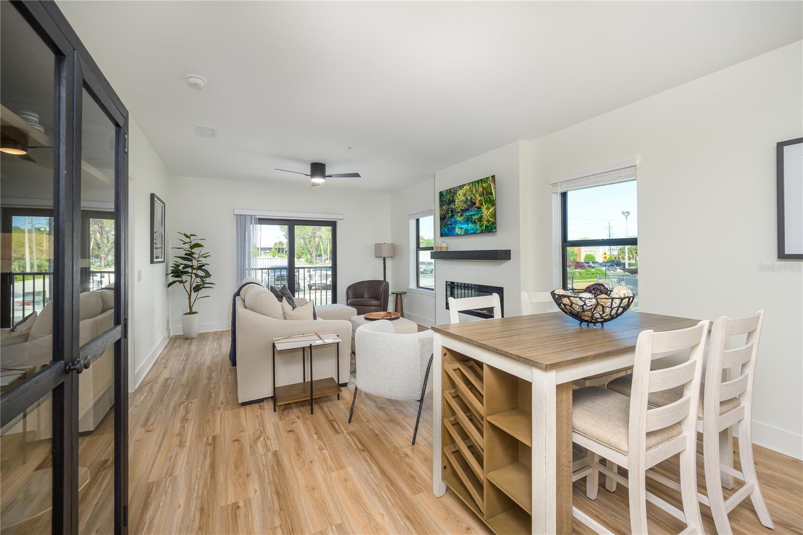 415 SE 1ST AVENUE 103-B