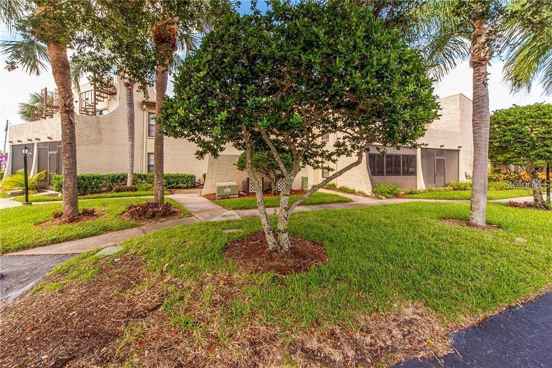 LAKE TARPON VILLAS CONDO - Residential