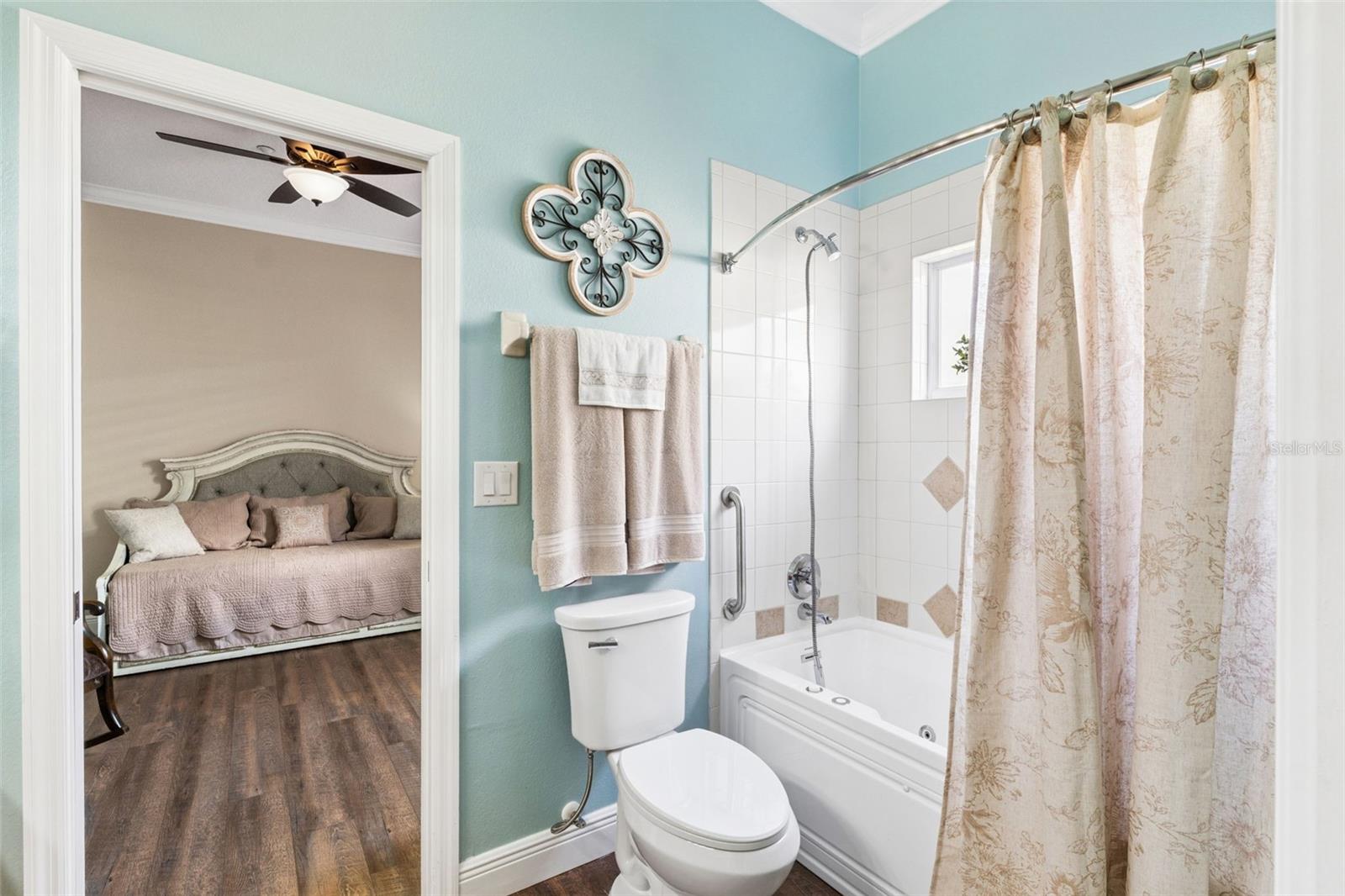 ARROWTREE RESERVE - Residential