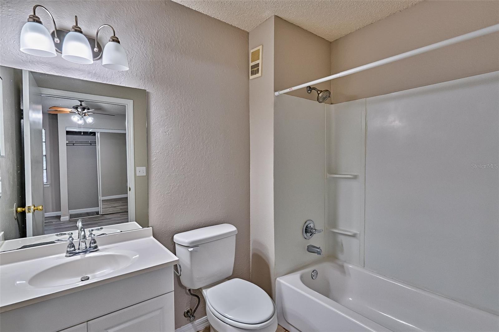 WINDSOR PARK AT GAINESVIL - Residential