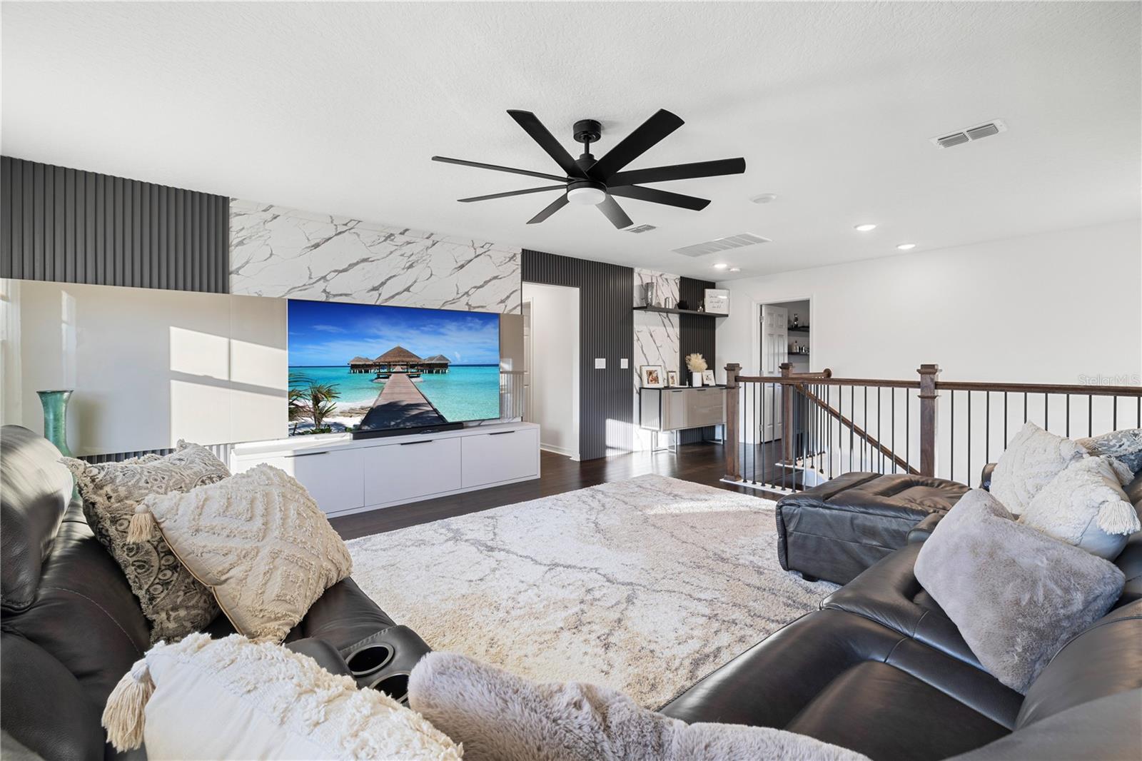 WATERBROOKE - Residential