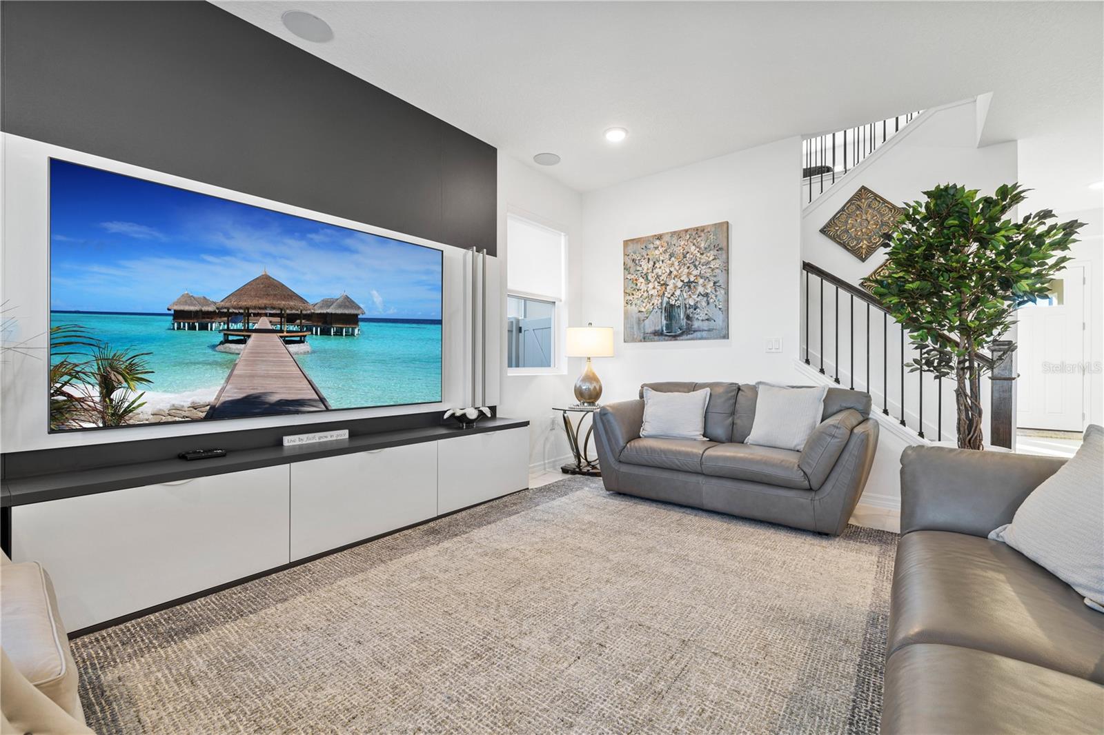 WATERBROOKE - Residential