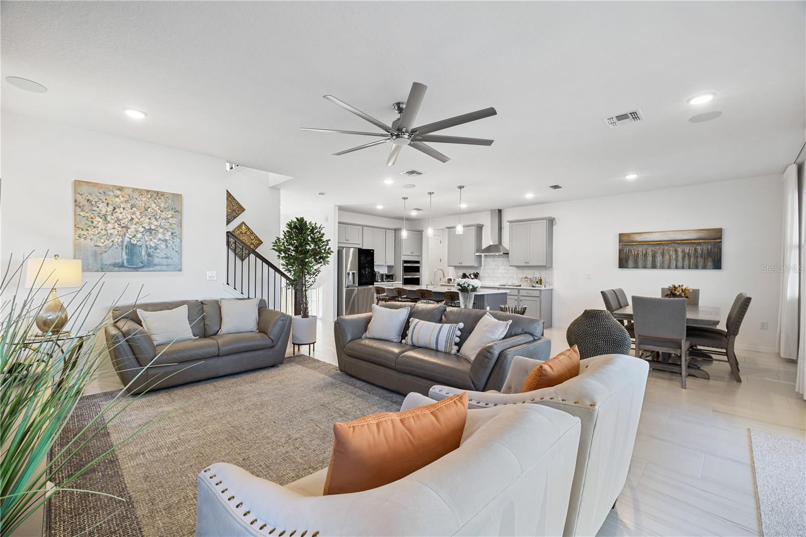 WATERBROOKE - Residential