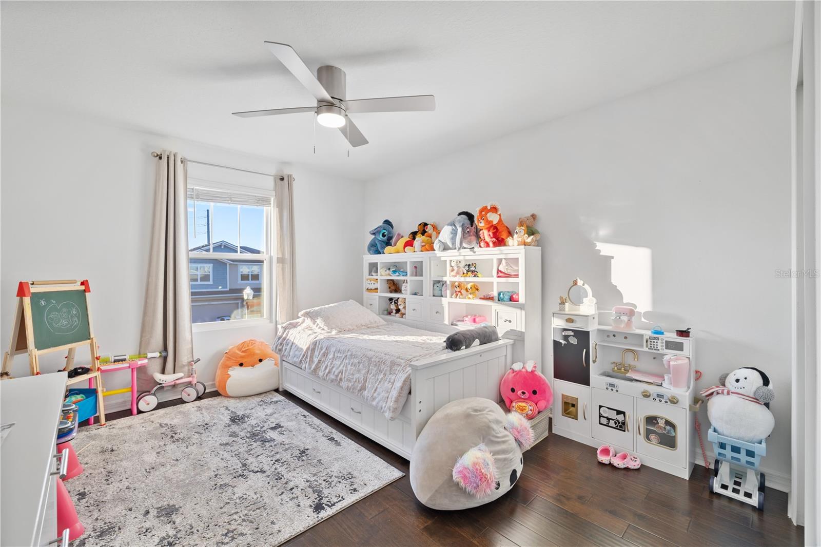 WATERBROOKE - Residential