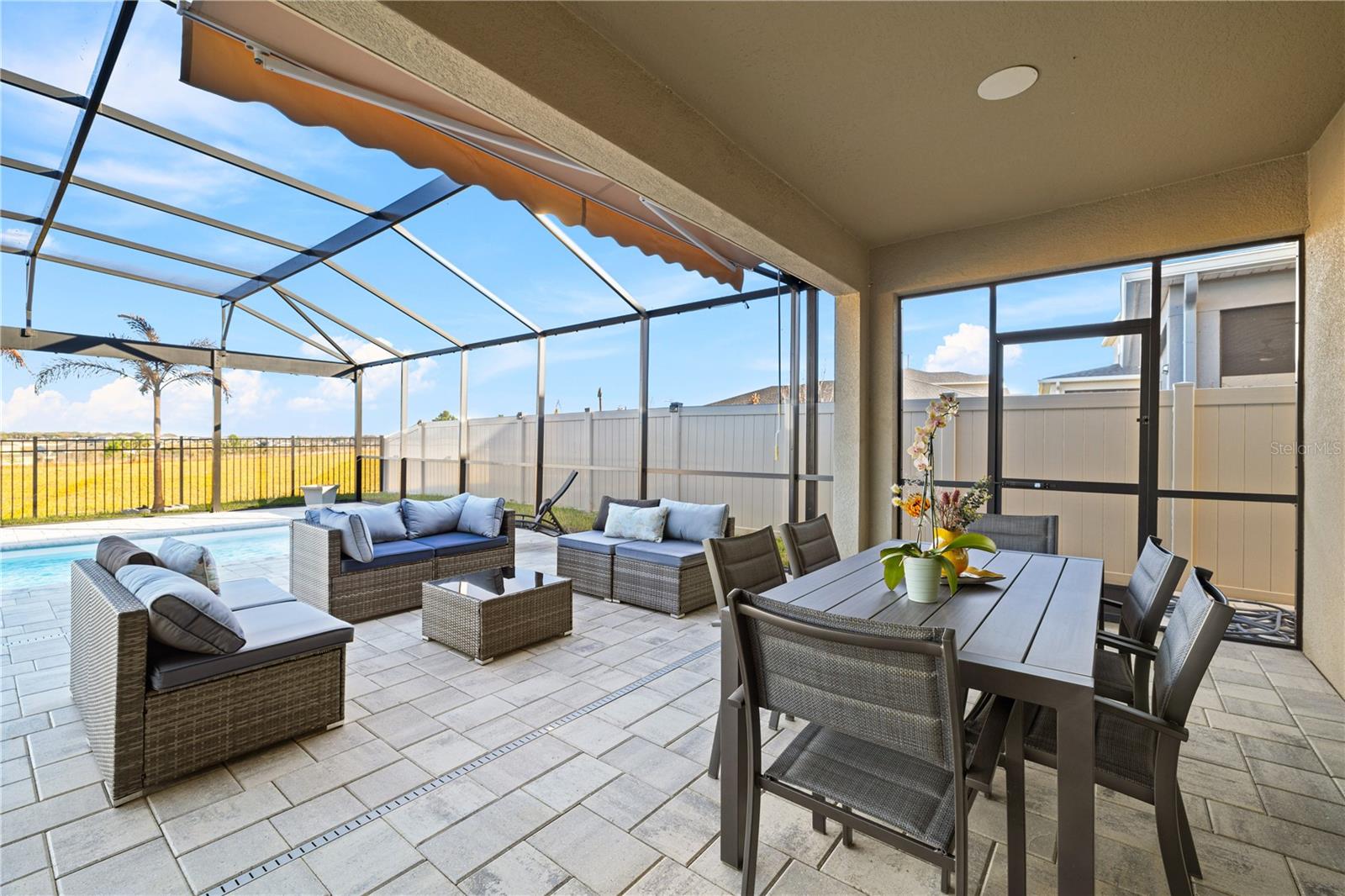 WATERBROOKE - Residential