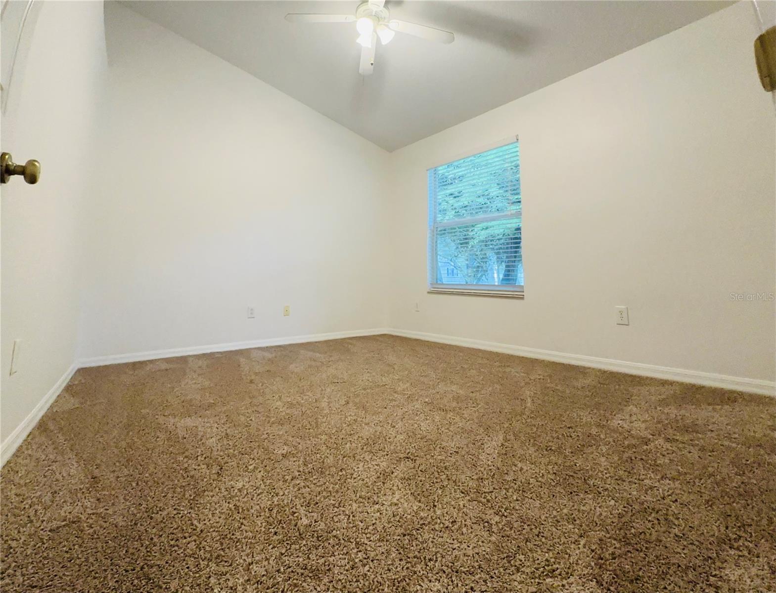 OAK VALLEY TWNHMS - Residential