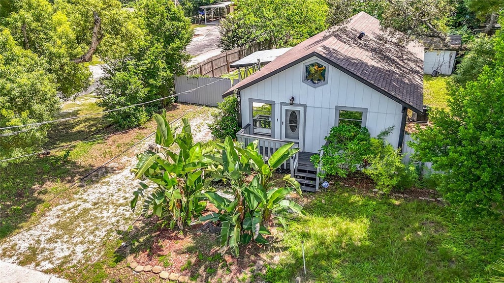 Photo of 7309 N Huntley Avenue, Tampa, FL 33604 (MLS # O6437219)