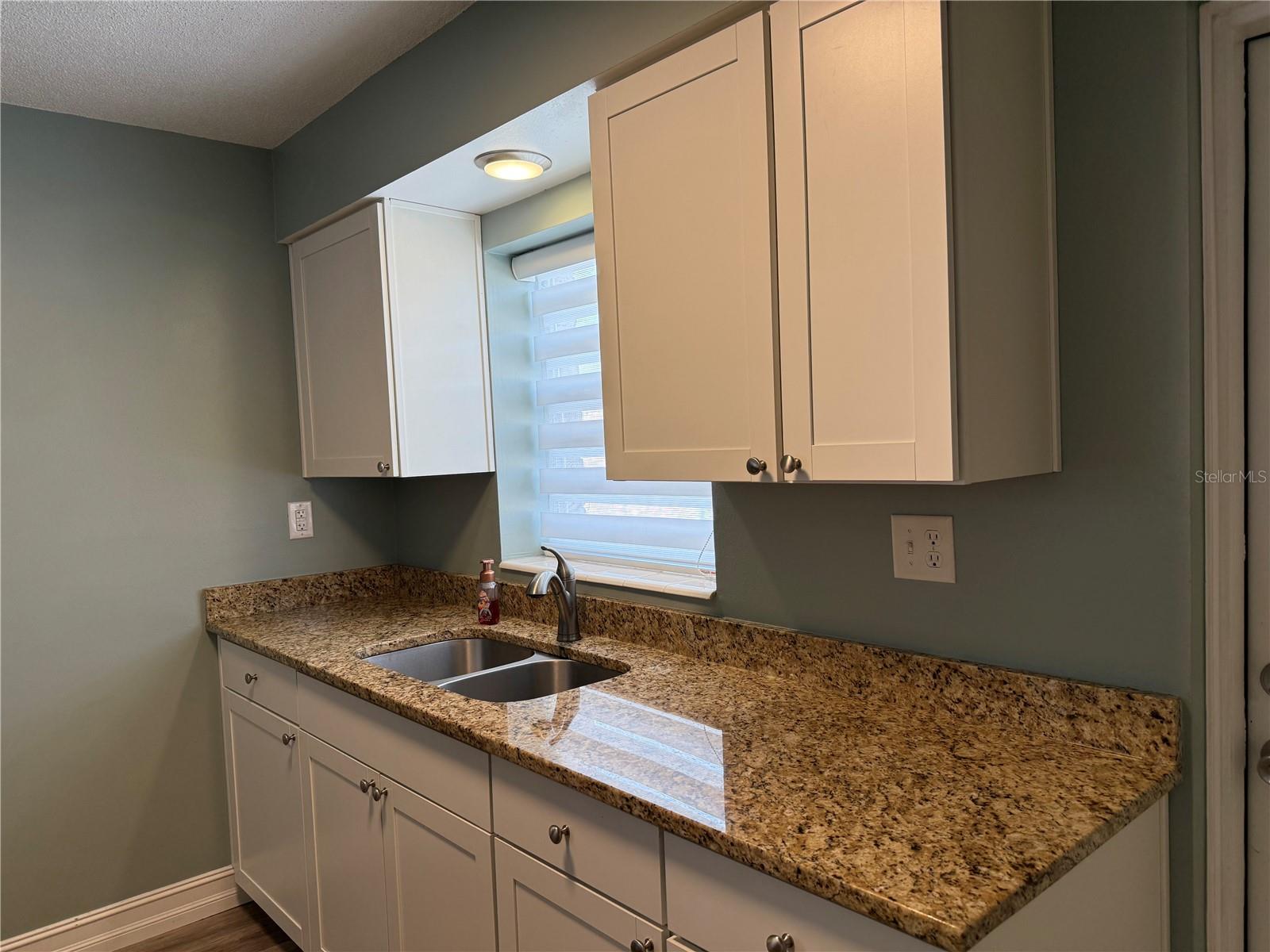 DELESPINE COURTS SEC 2 - Residential