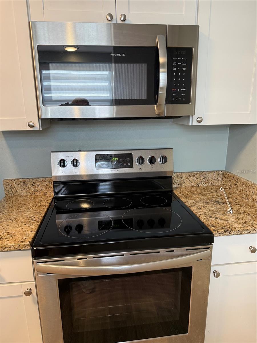 DELESPINE COURTS SEC 2 - Residential