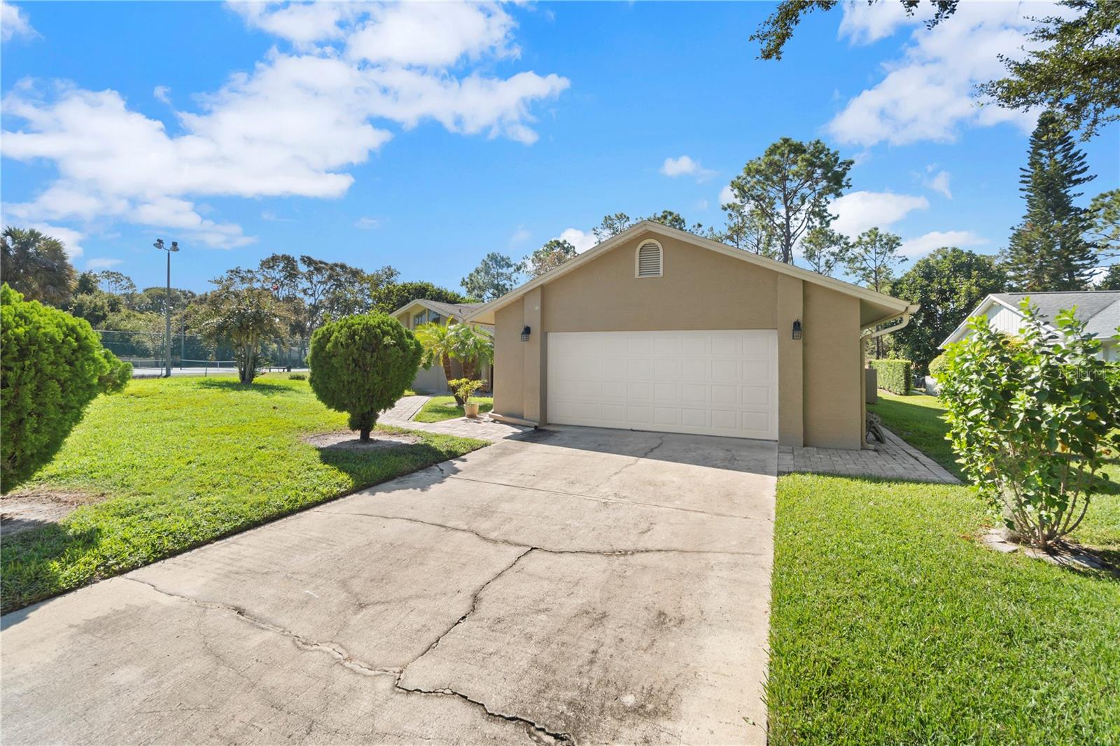 SILVER WOODS PH 01 - Residential