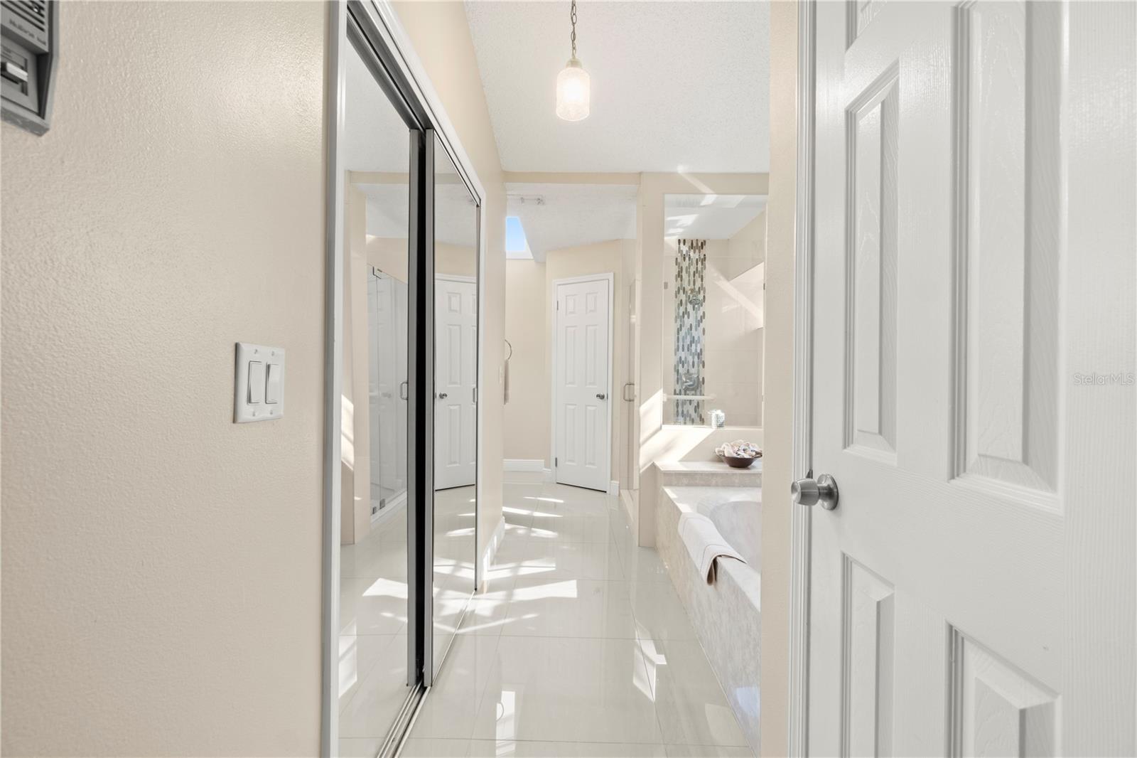 SILVER WOODS PH 01 - Residential