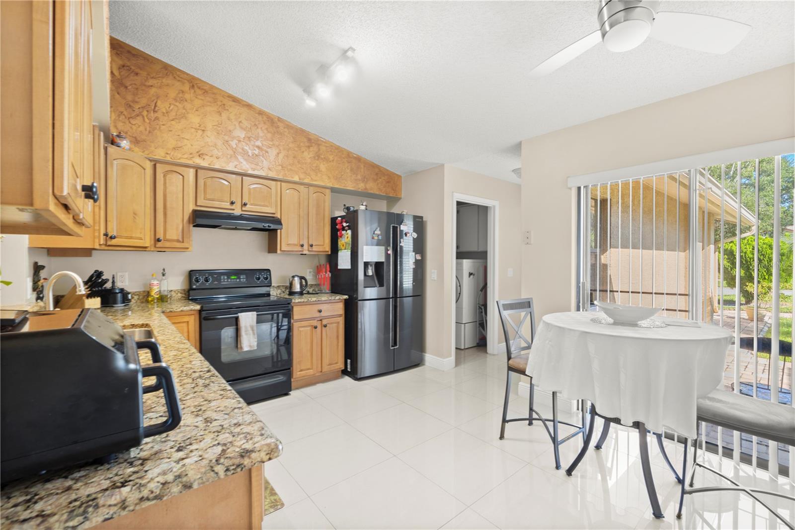 SILVER WOODS PH 01 - Residential