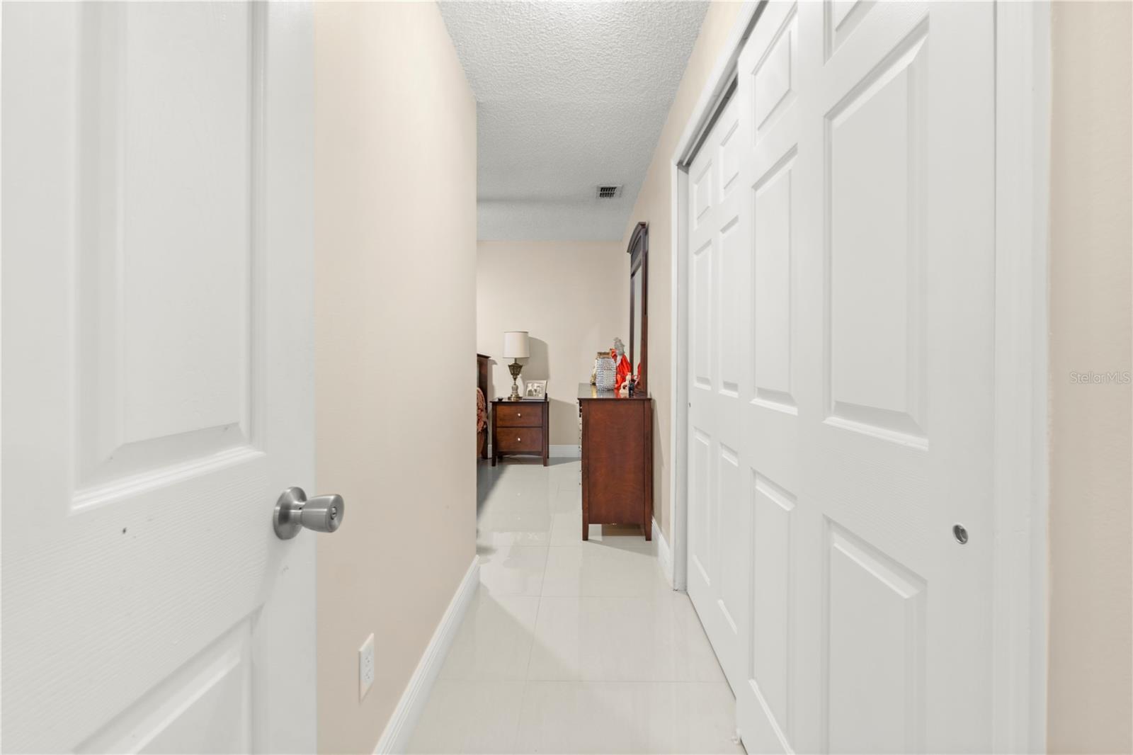 SILVER WOODS PH 01 - Residential