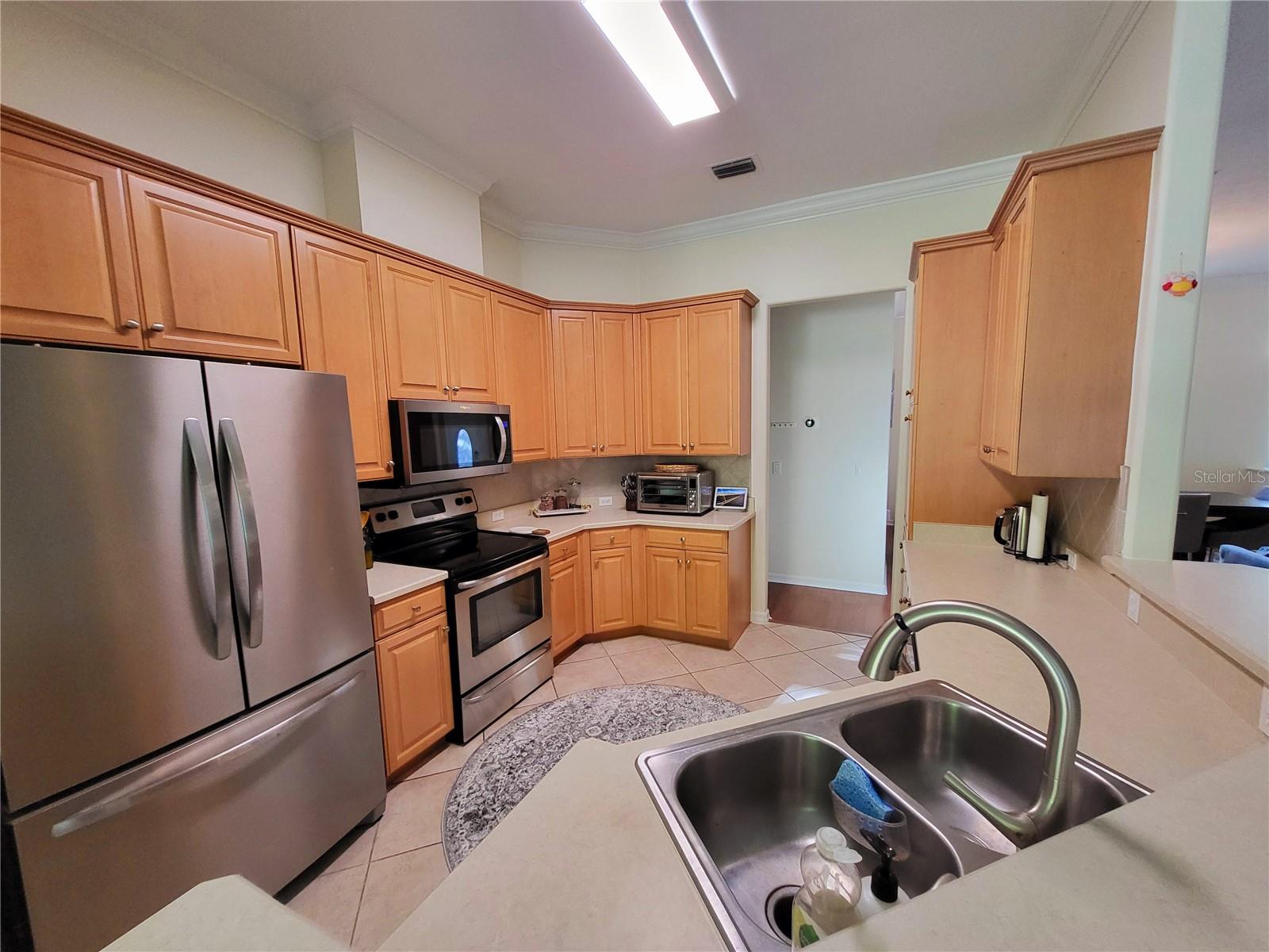 929 SW 83RD TERRACE