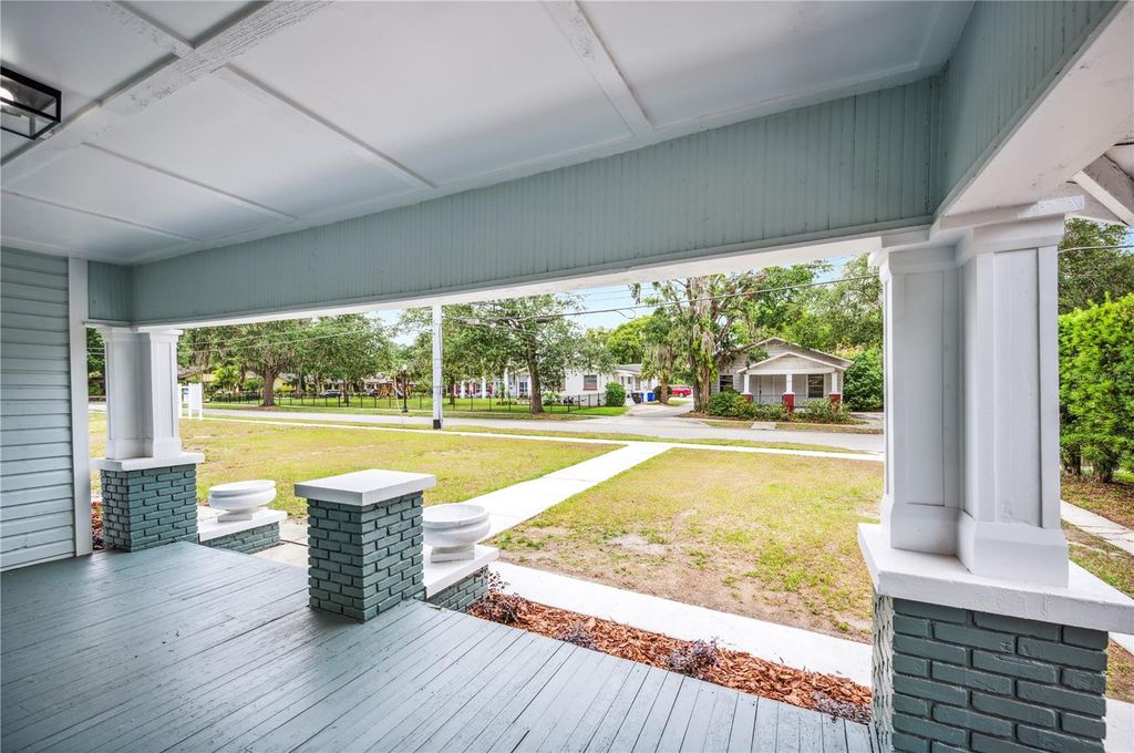 Photo of 717 Frank Lloyd Wright Way, Lakeland, FL 33803 (MLS # L4952765)