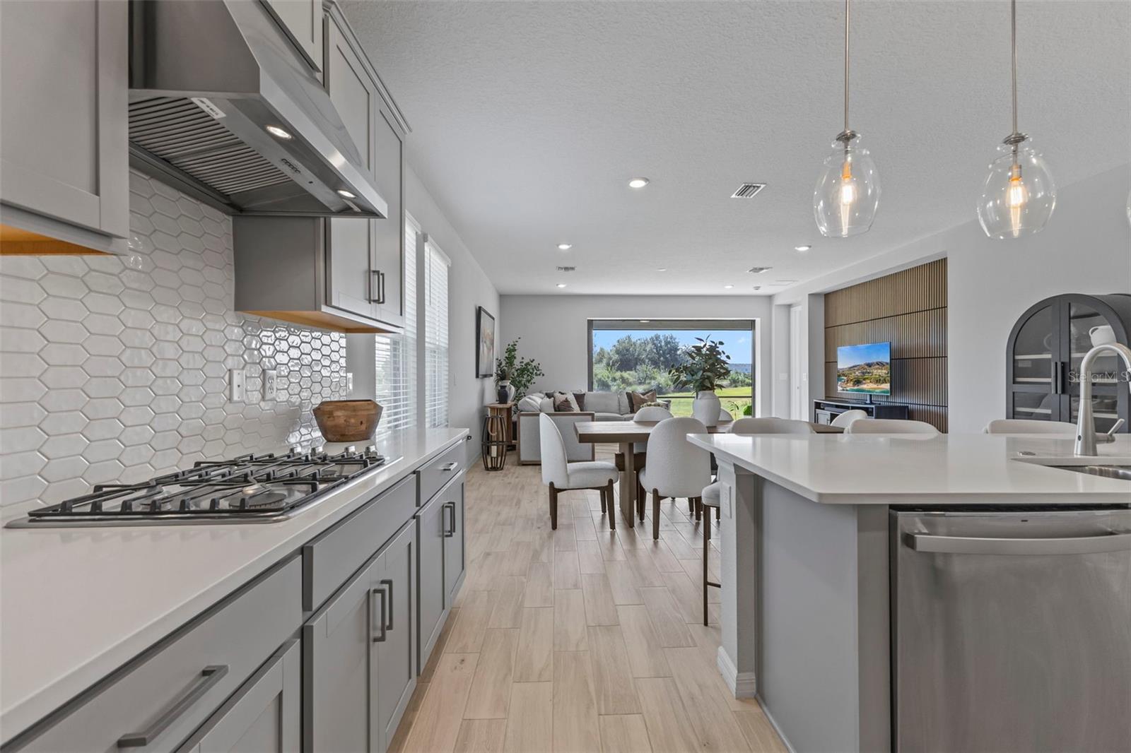 SORRENTO PH II - Residential Lease