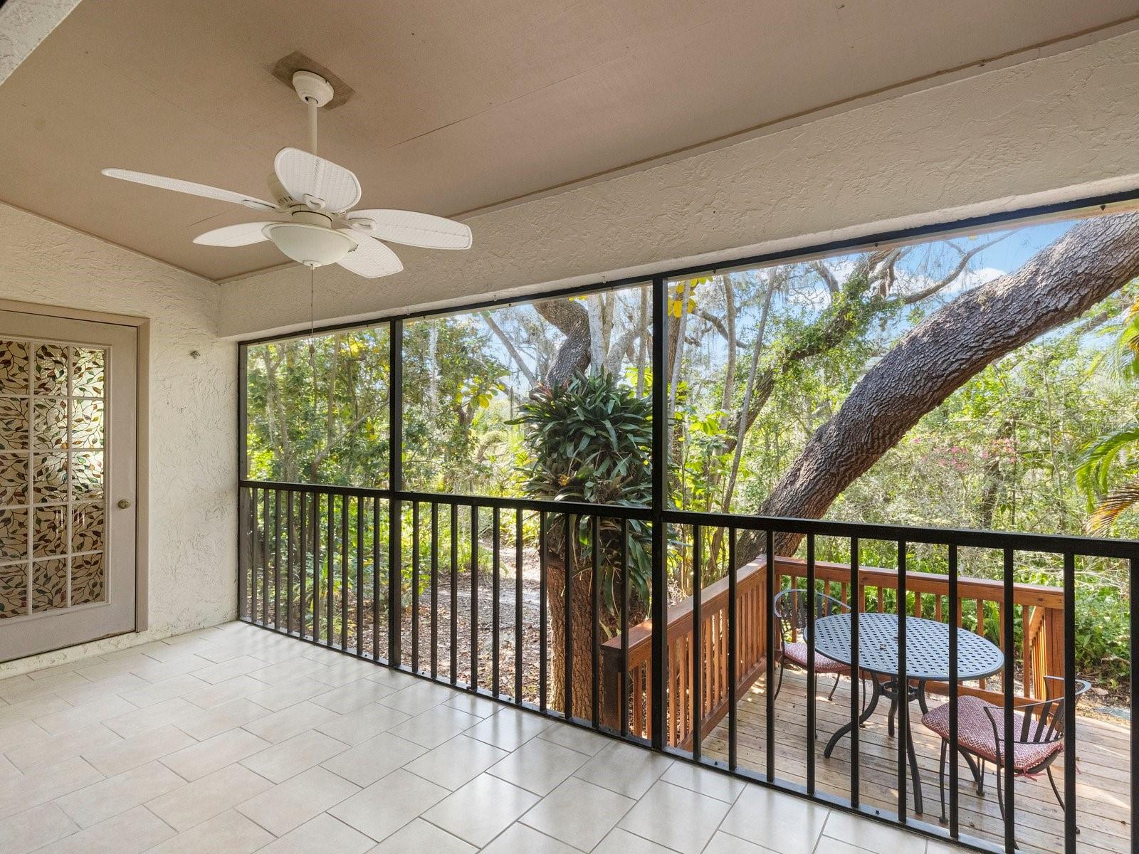 WHISPERING WOODS - Residential