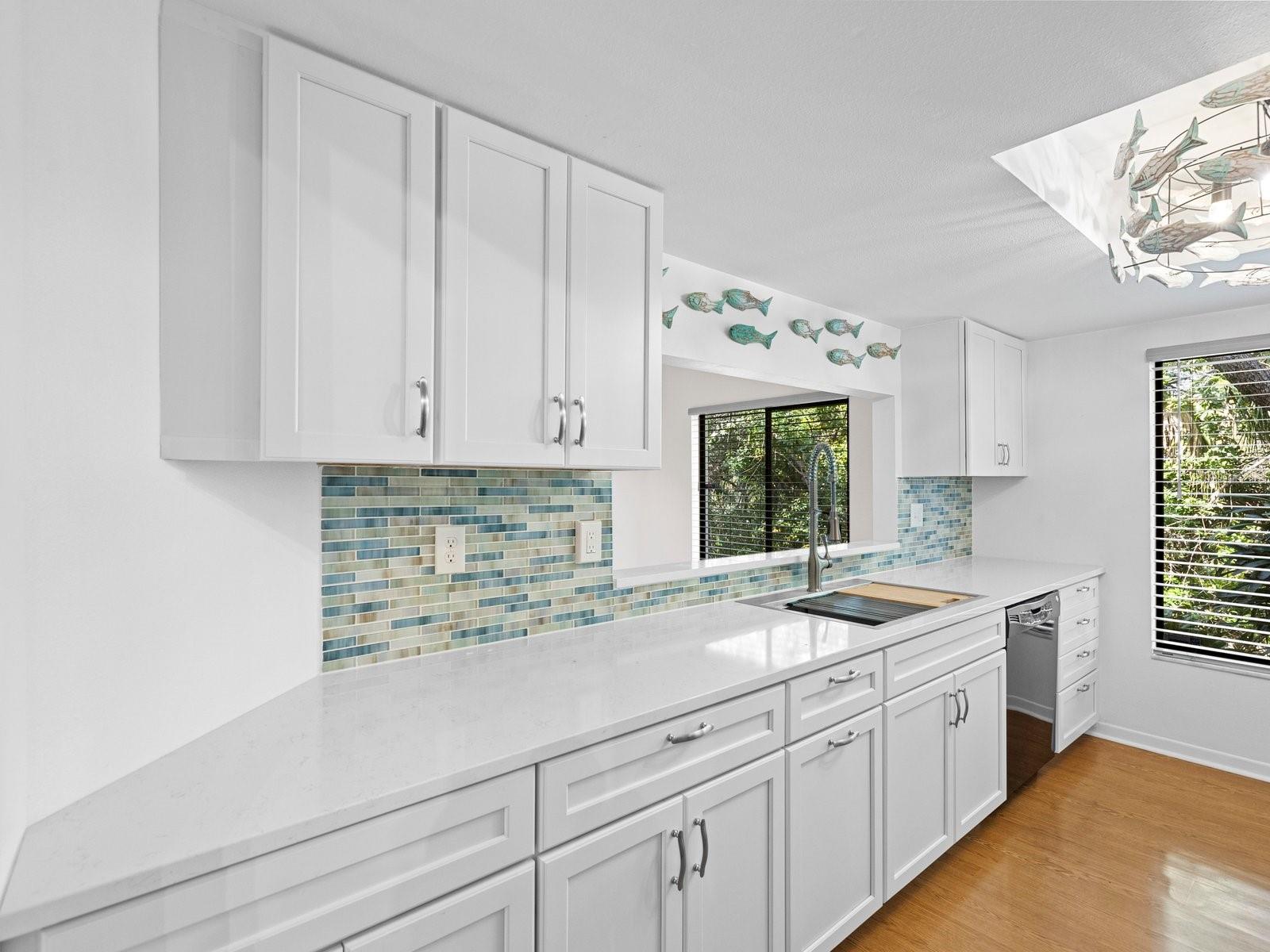 WHISPERING WOODS - Residential