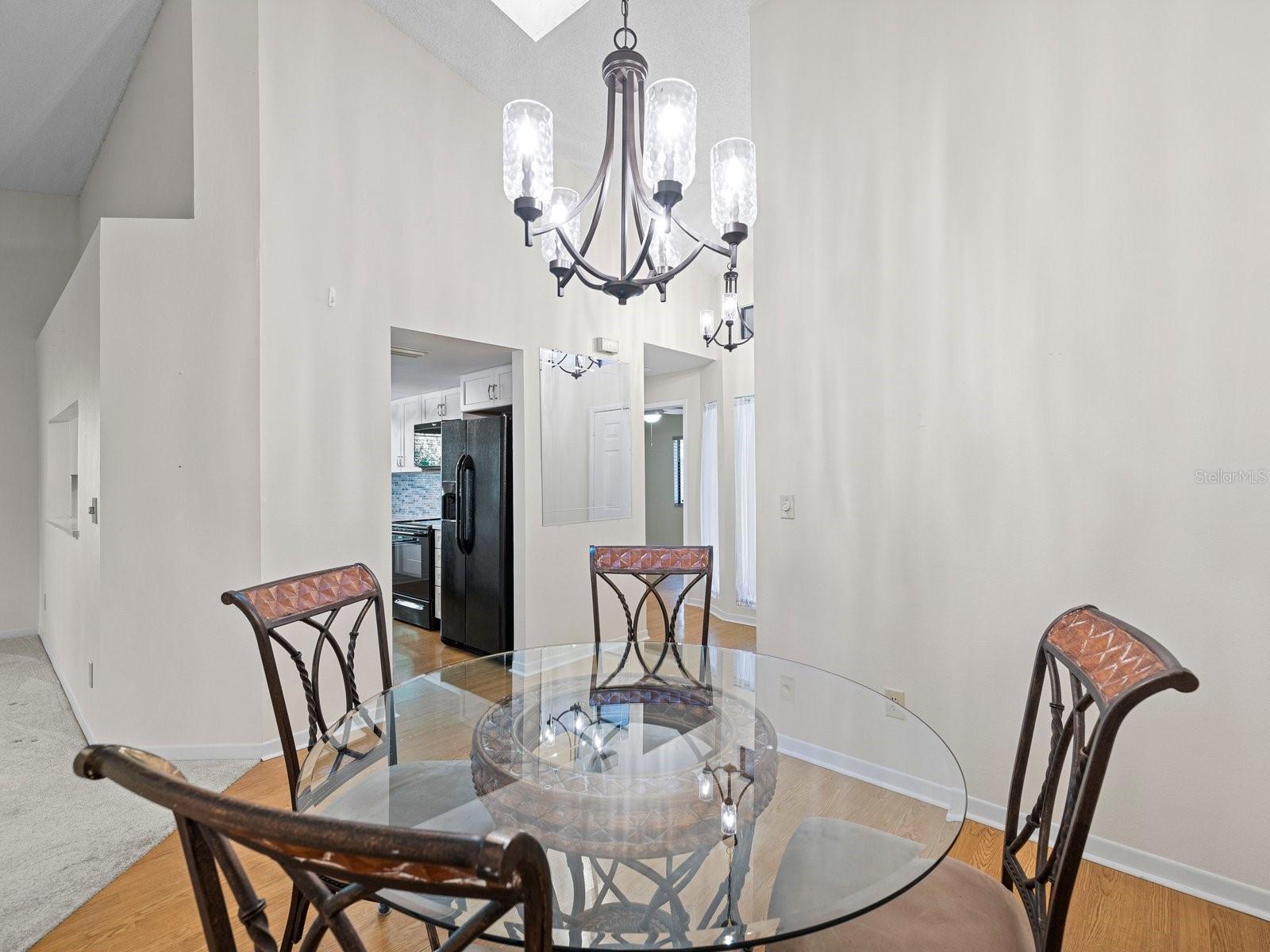 WHISPERING WOODS - Residential