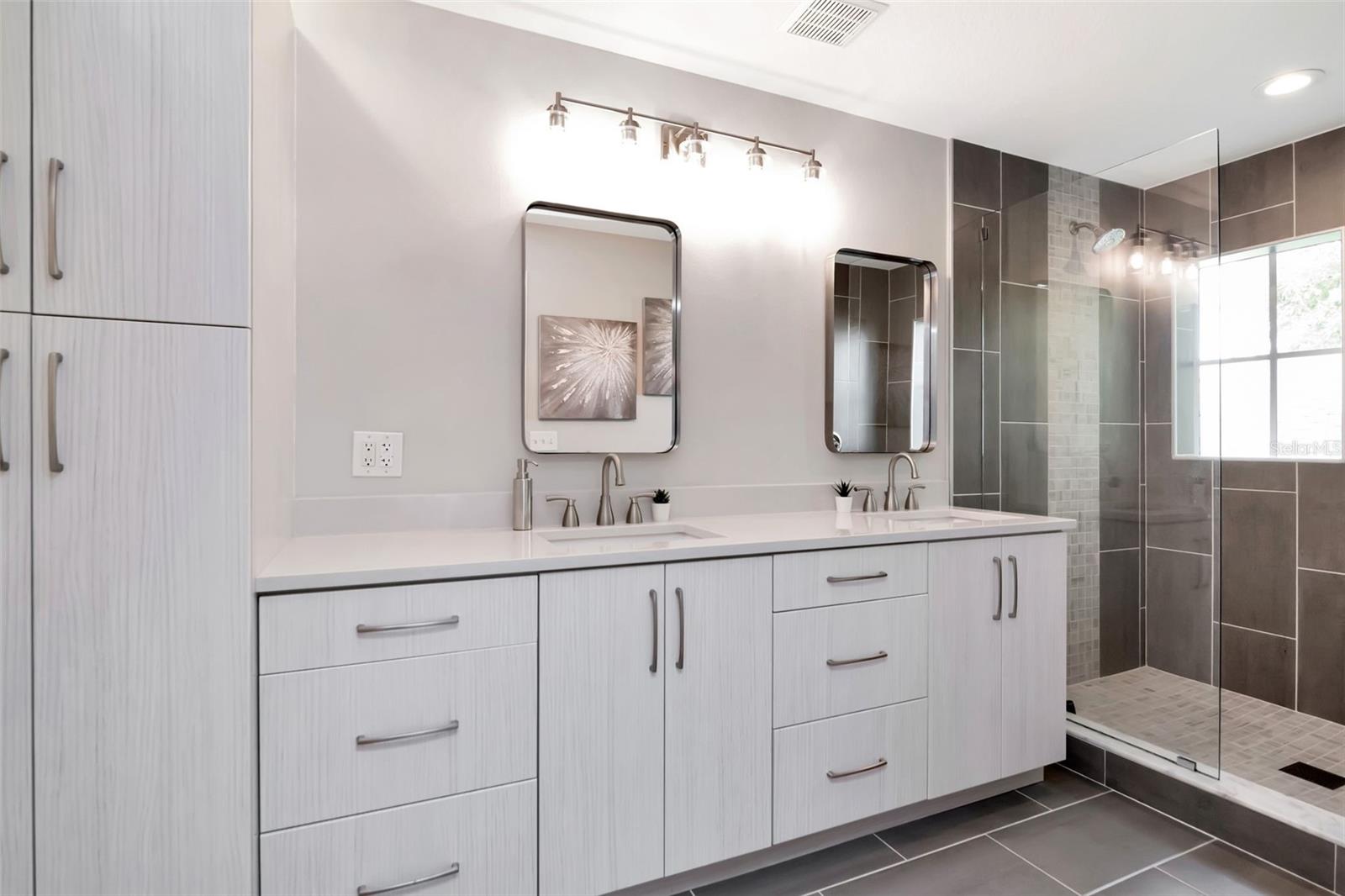 VILLAS OF CARILLON - Residential