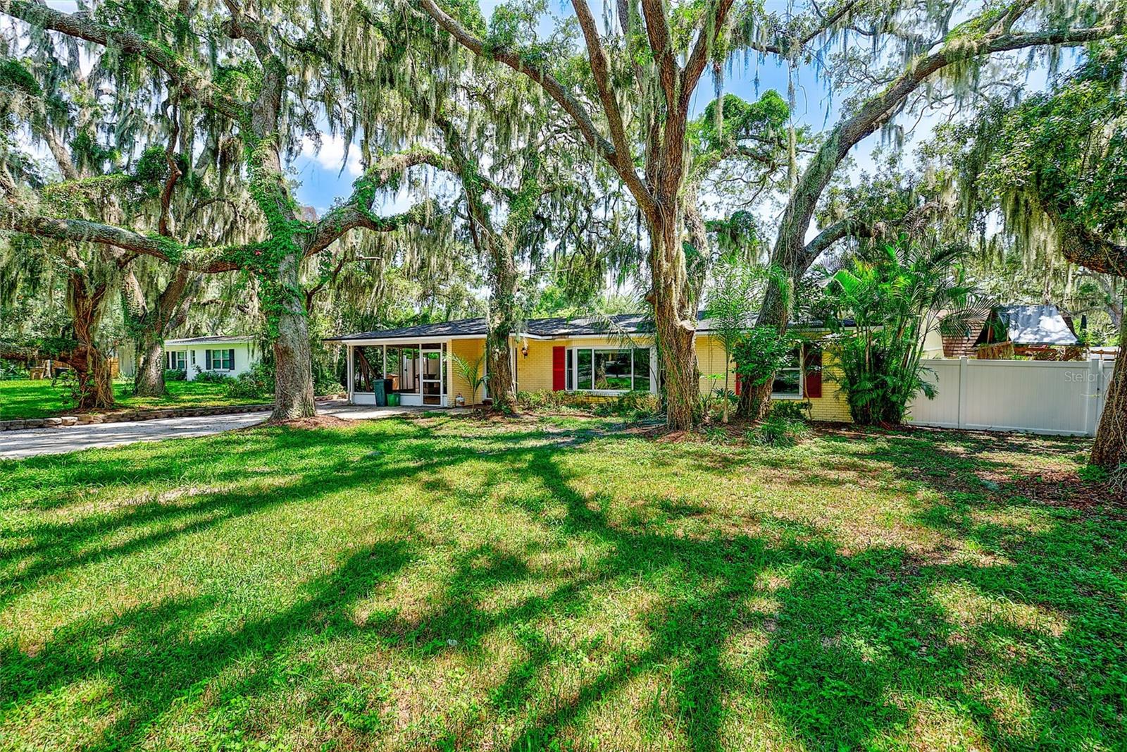 303 SAINT AUGUSTINE AVENUE